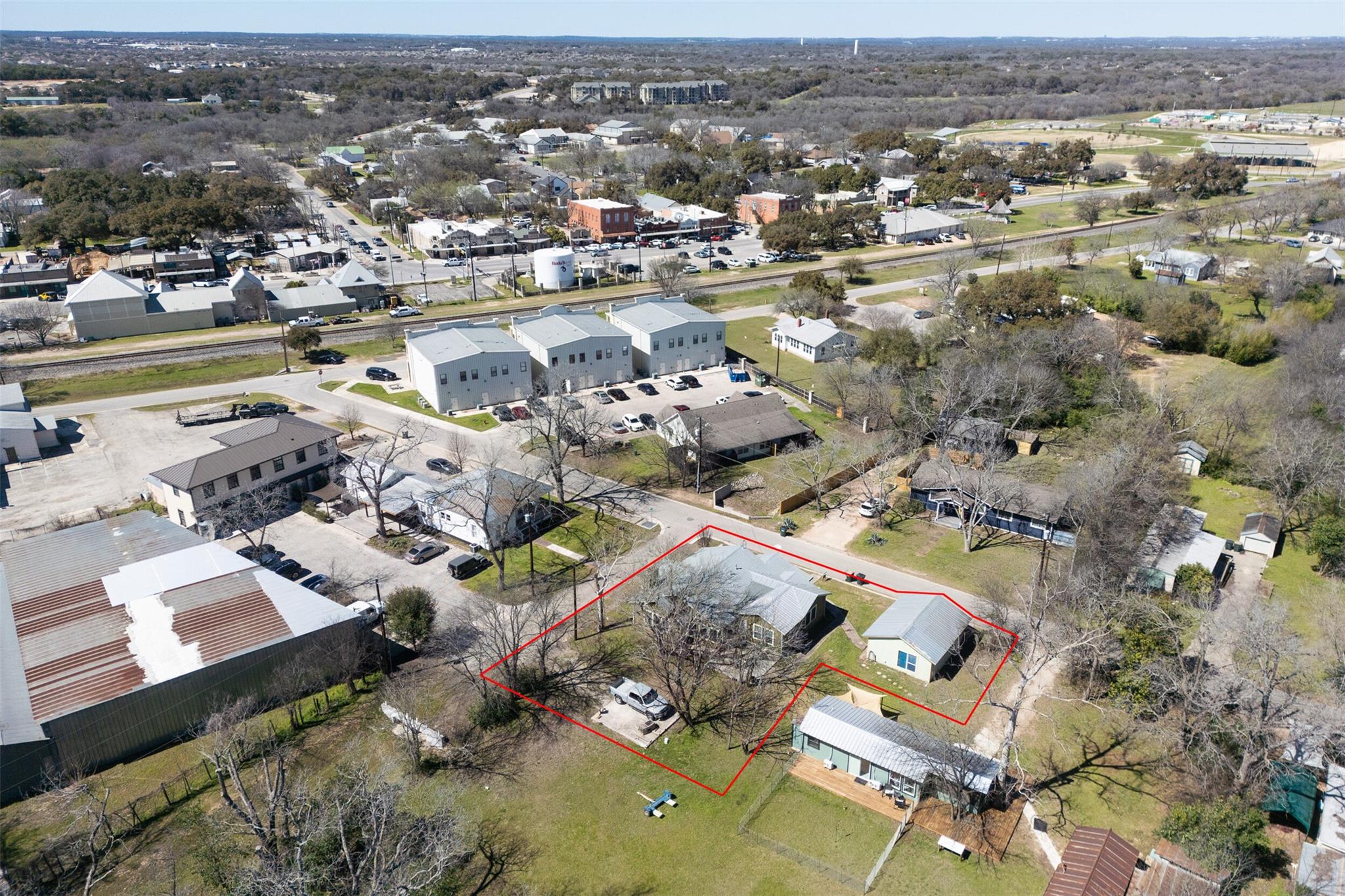201 Rose St Property Photo 4