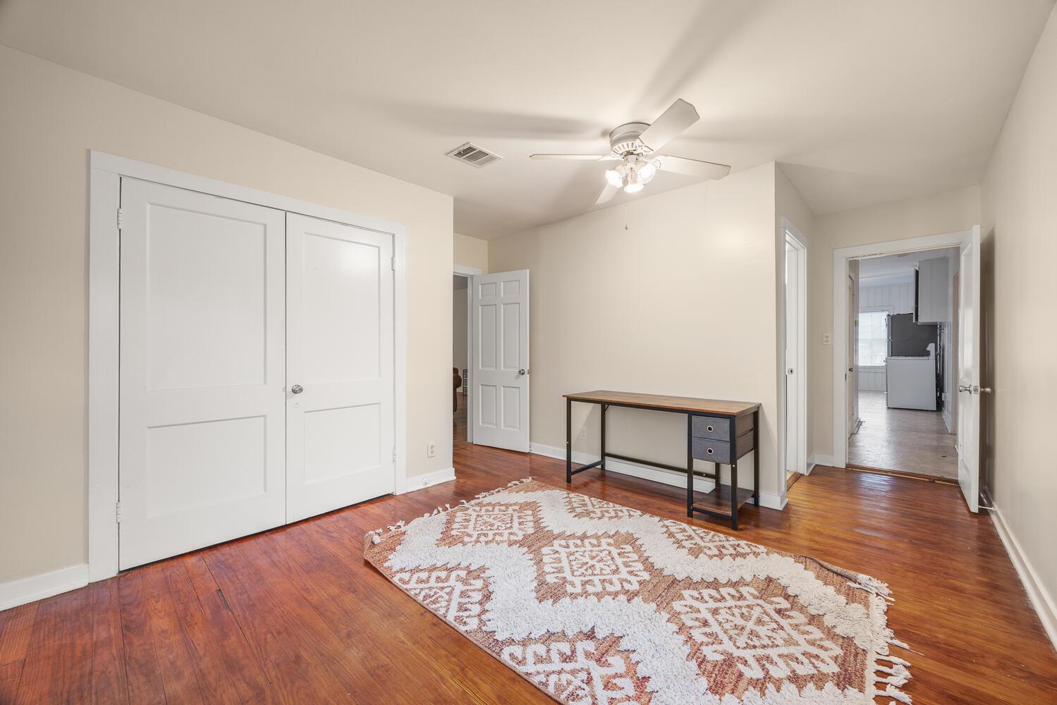 201 Rose St Property Photo 14