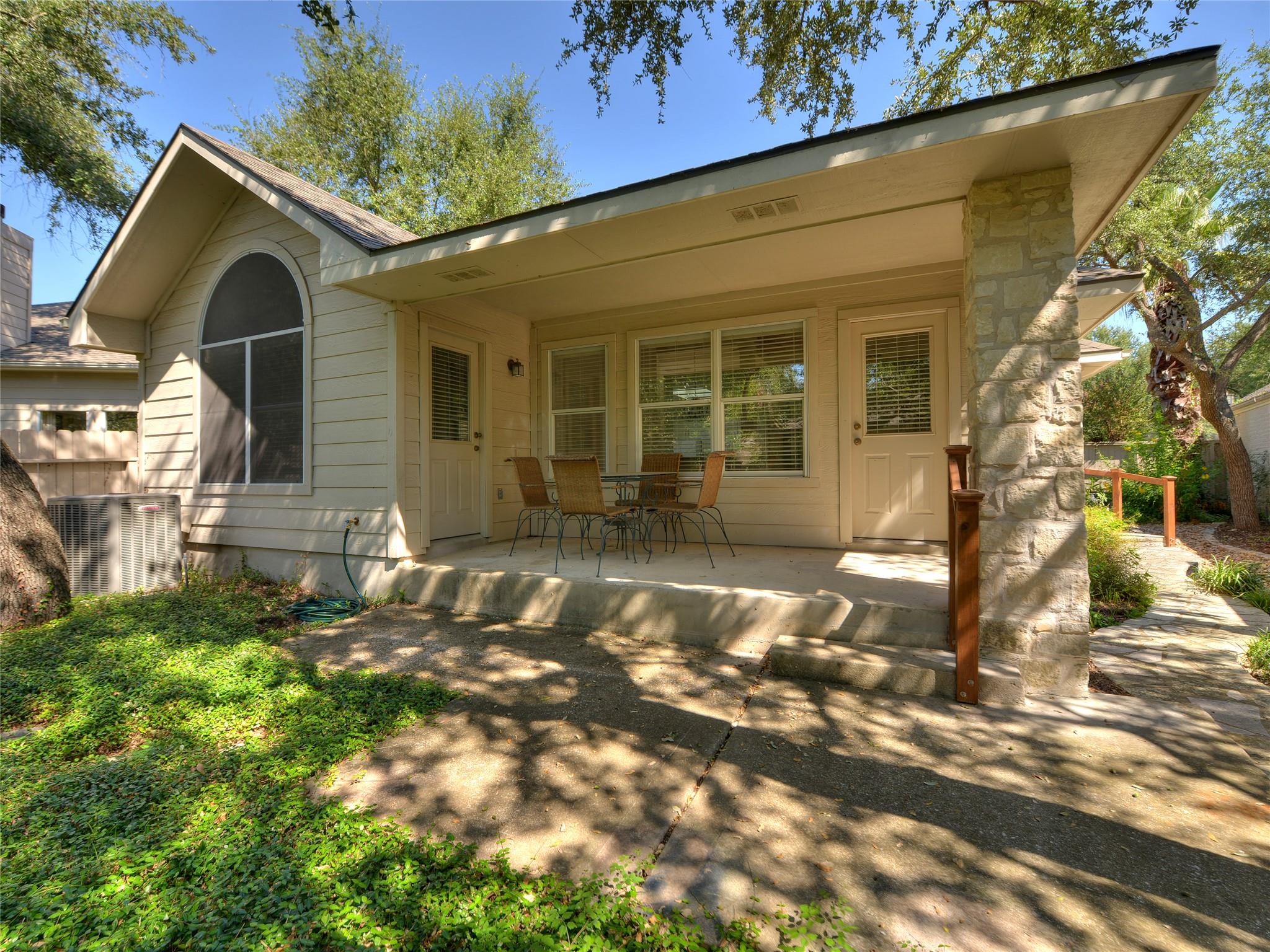 11 Troon Dr Property Photo 25