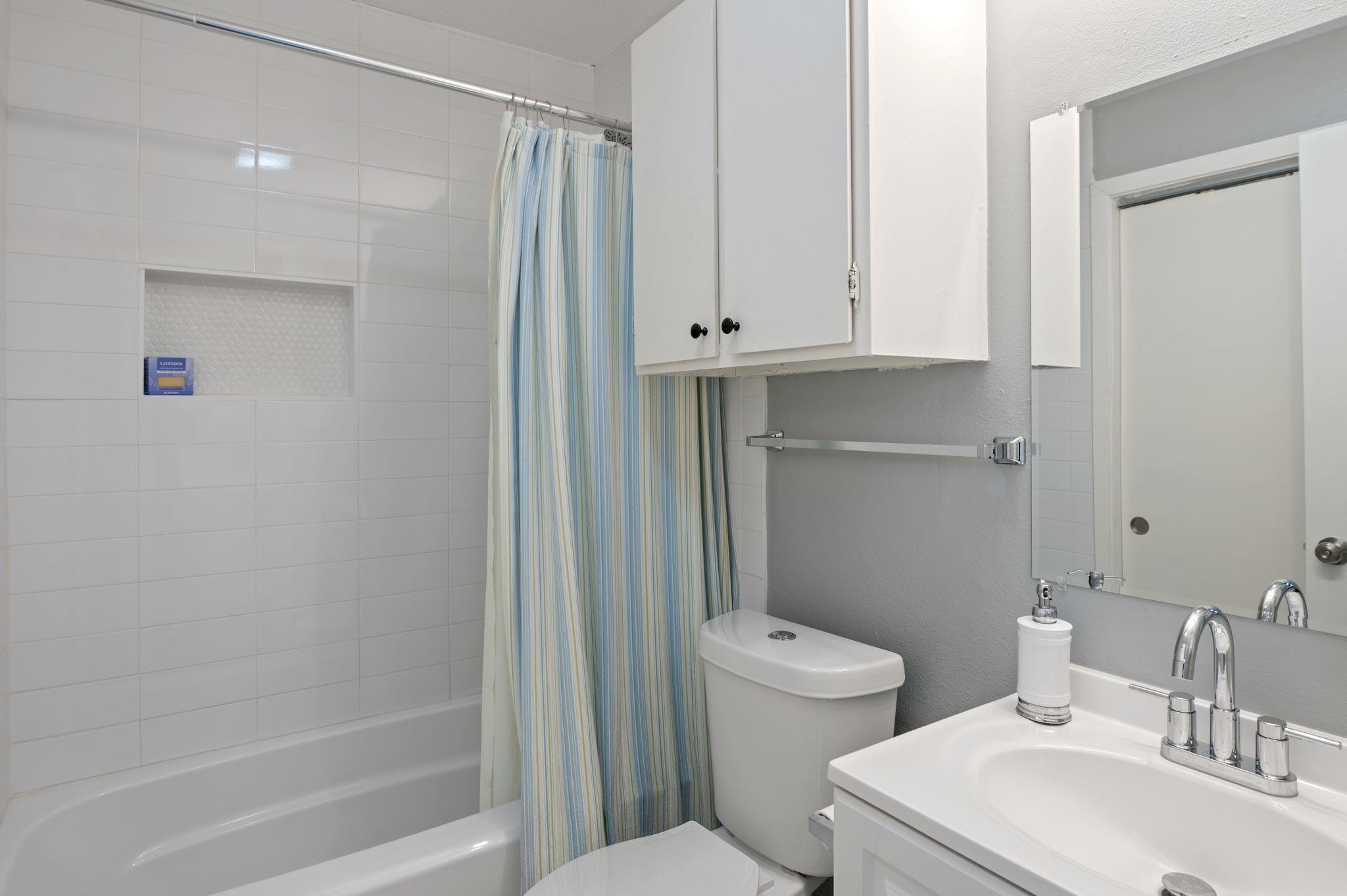 10401 Burmaster Ln #a Property Photo 21