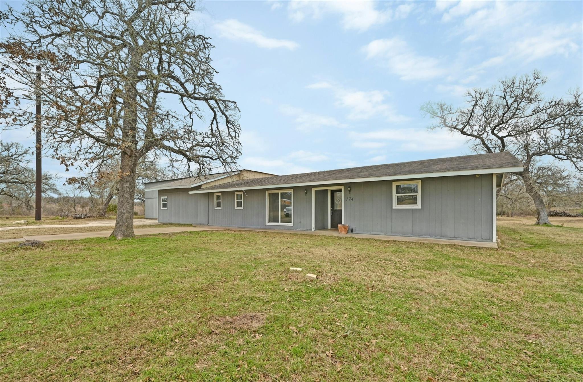 174 Hershal Ln Property Photo 1