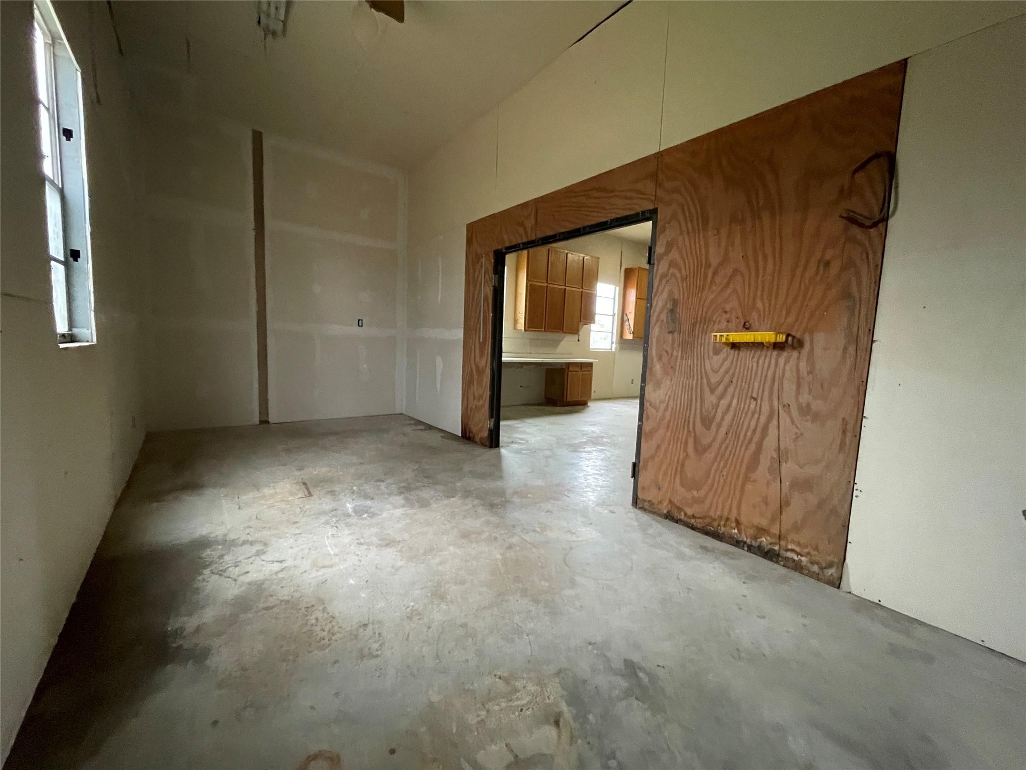 174 Hershal Ln Property Photo 9