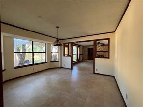 10903 Leafwood Ln Property Photo 9