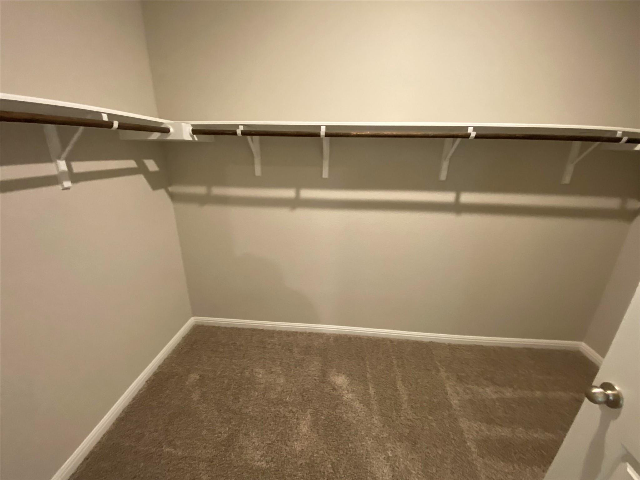 912 Main St Property Photo 16