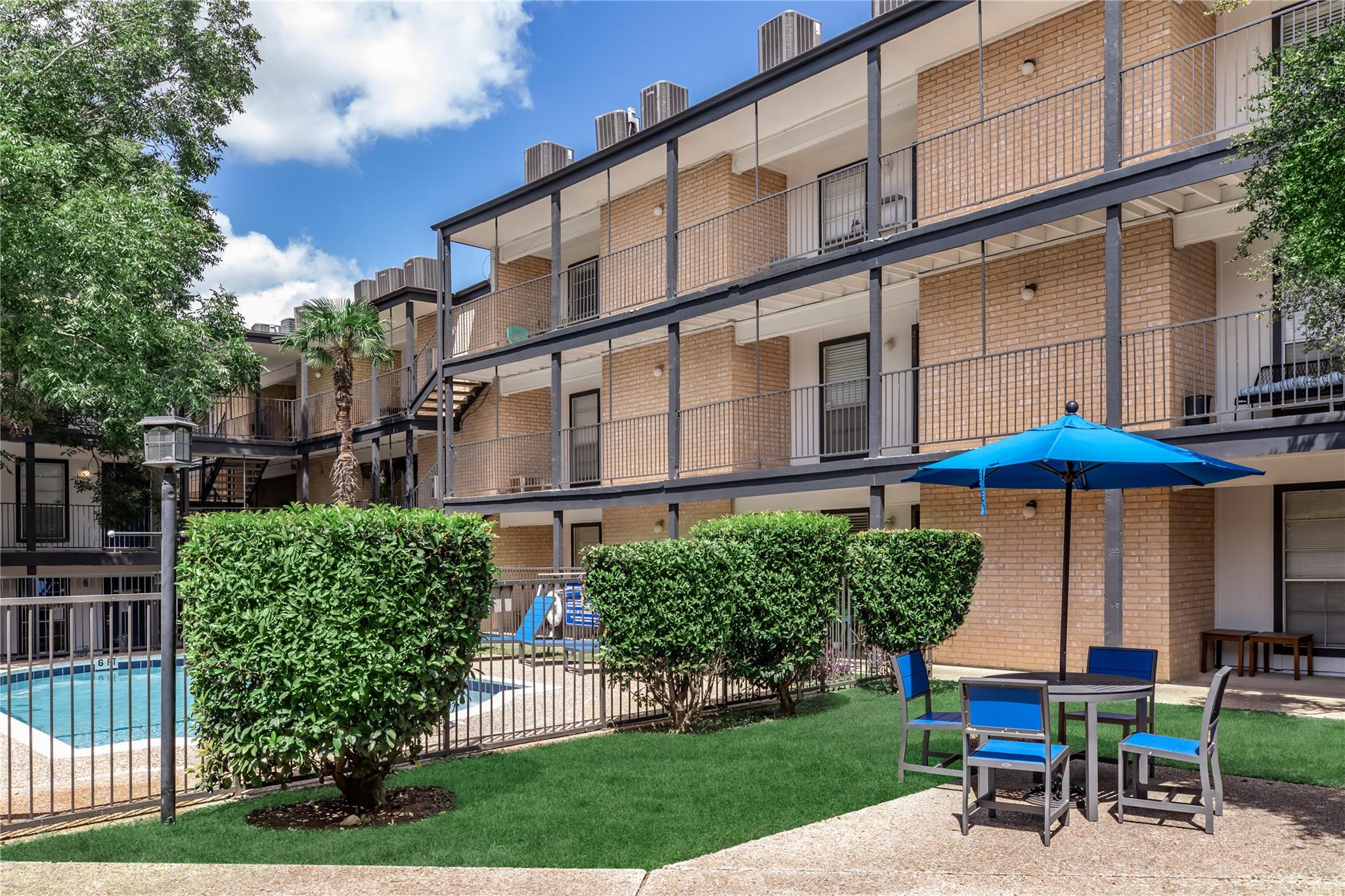6010 N Lamar Blvd #203 Property Photo 15