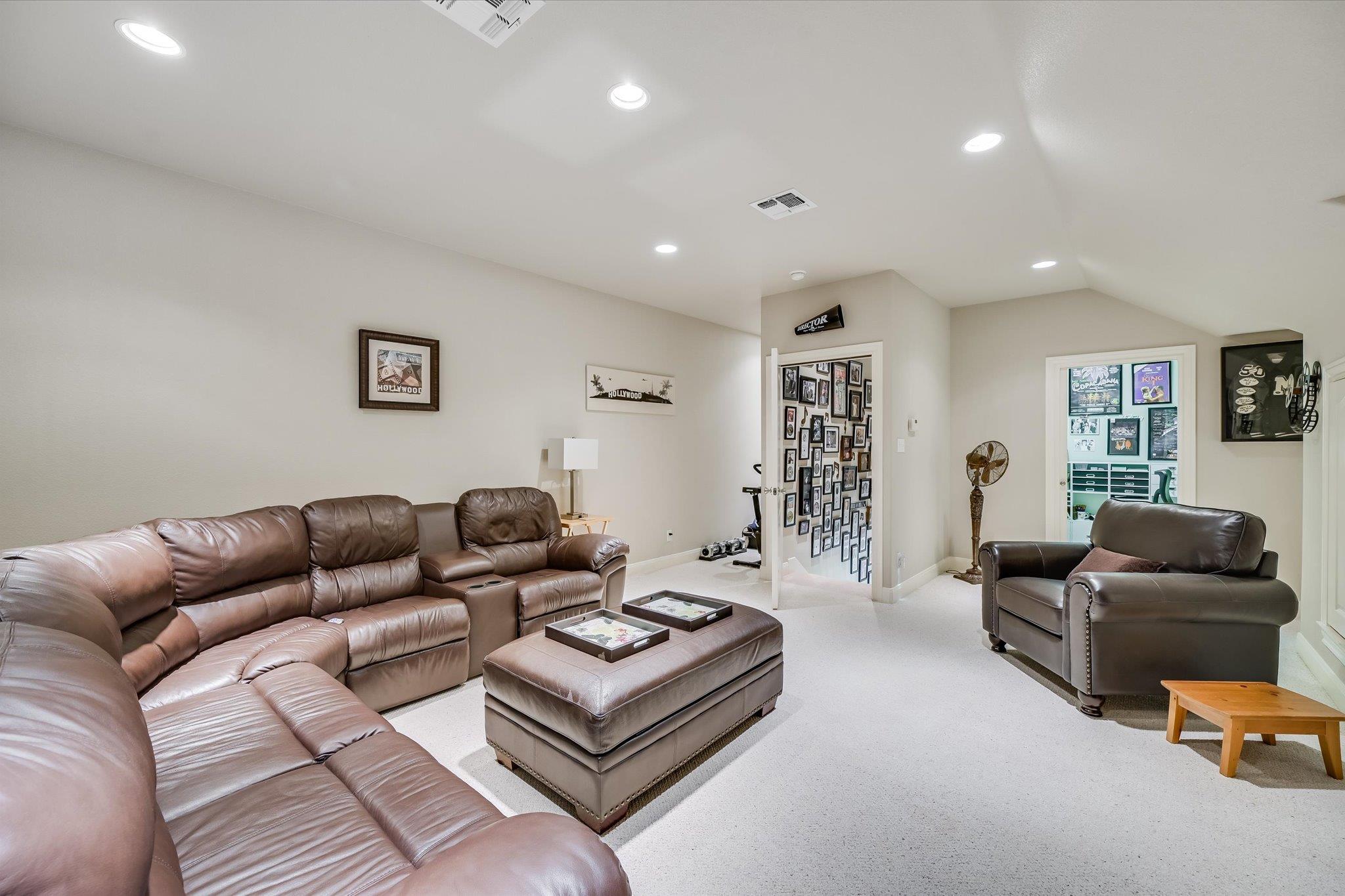 102 Osprey Cir Property Photo 16