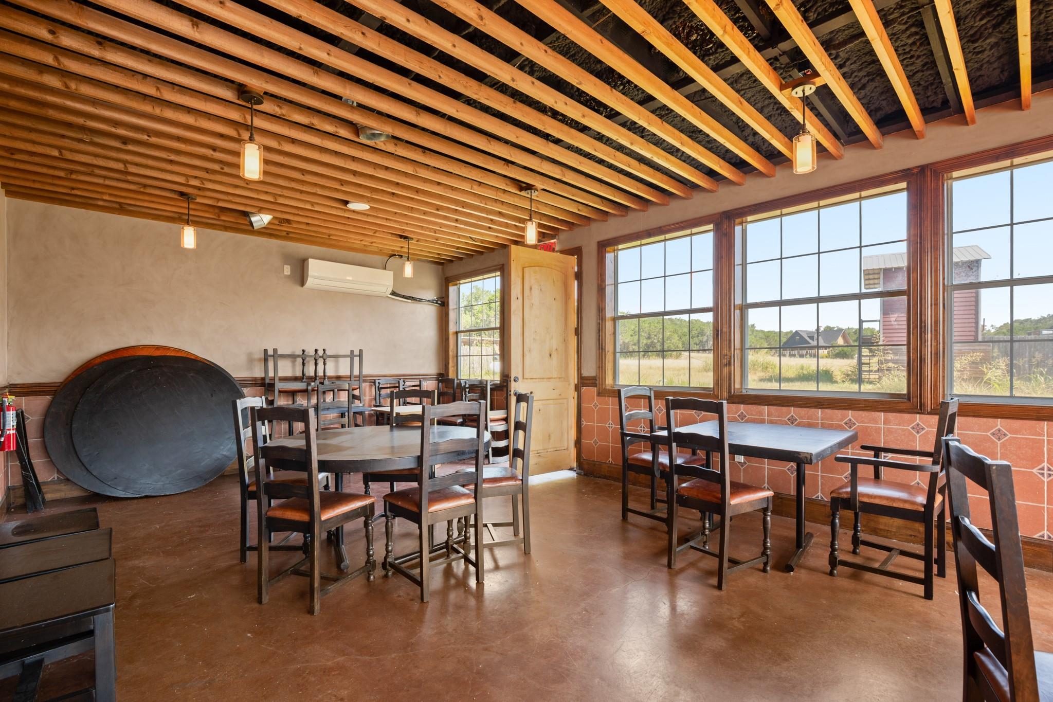 4346309 Property Photo 17