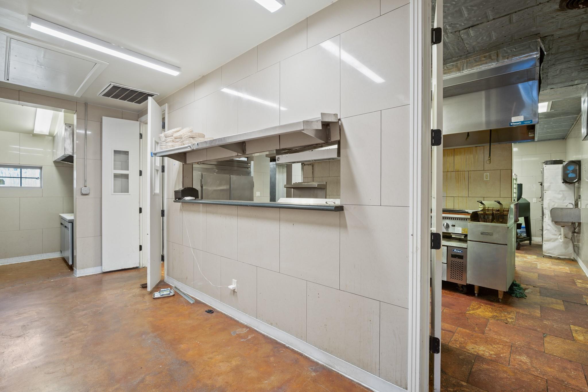 4346309 Property Photo 24