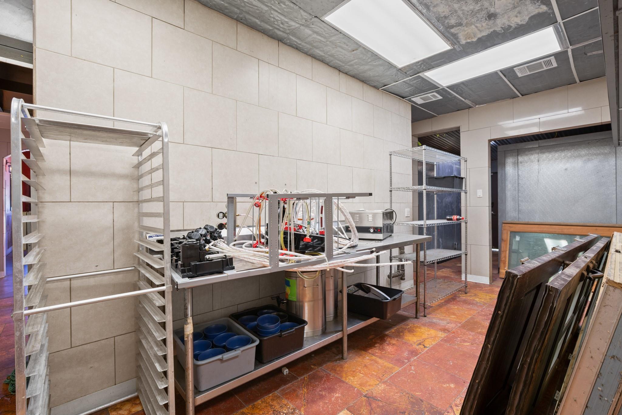 4346309 Property Photo 25