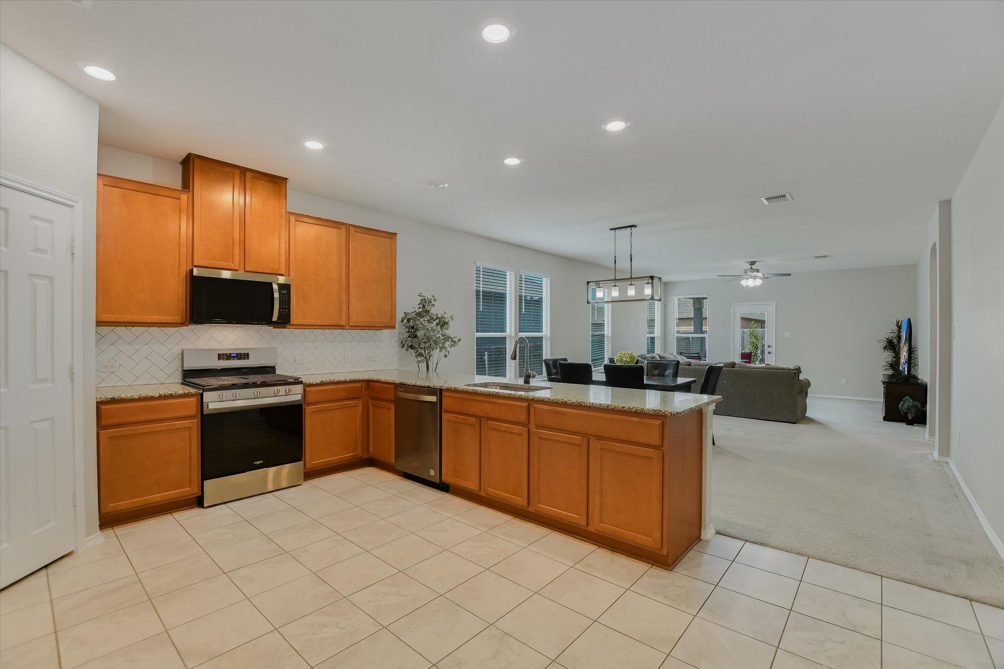 7932 Gato Ln Property Photo 7