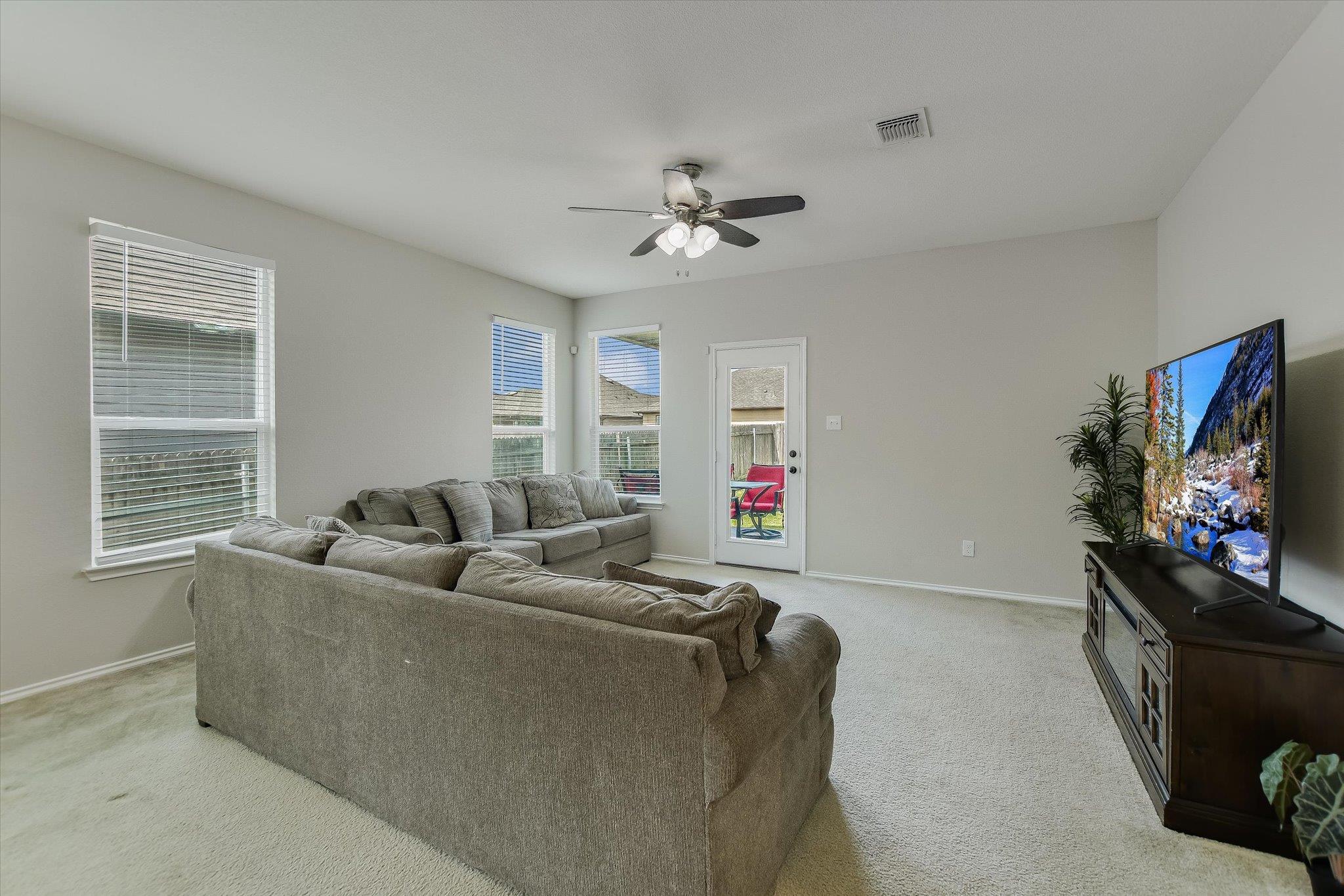 7932 Gato Ln Property Photo 10