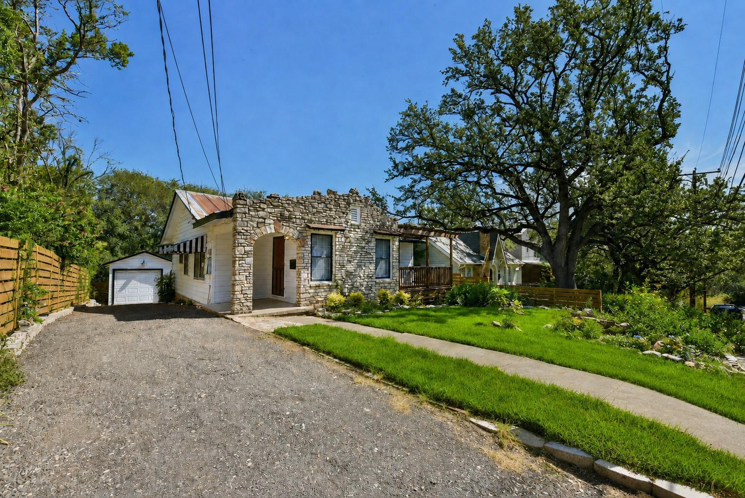 1008 Milam Pl Property Photo 21