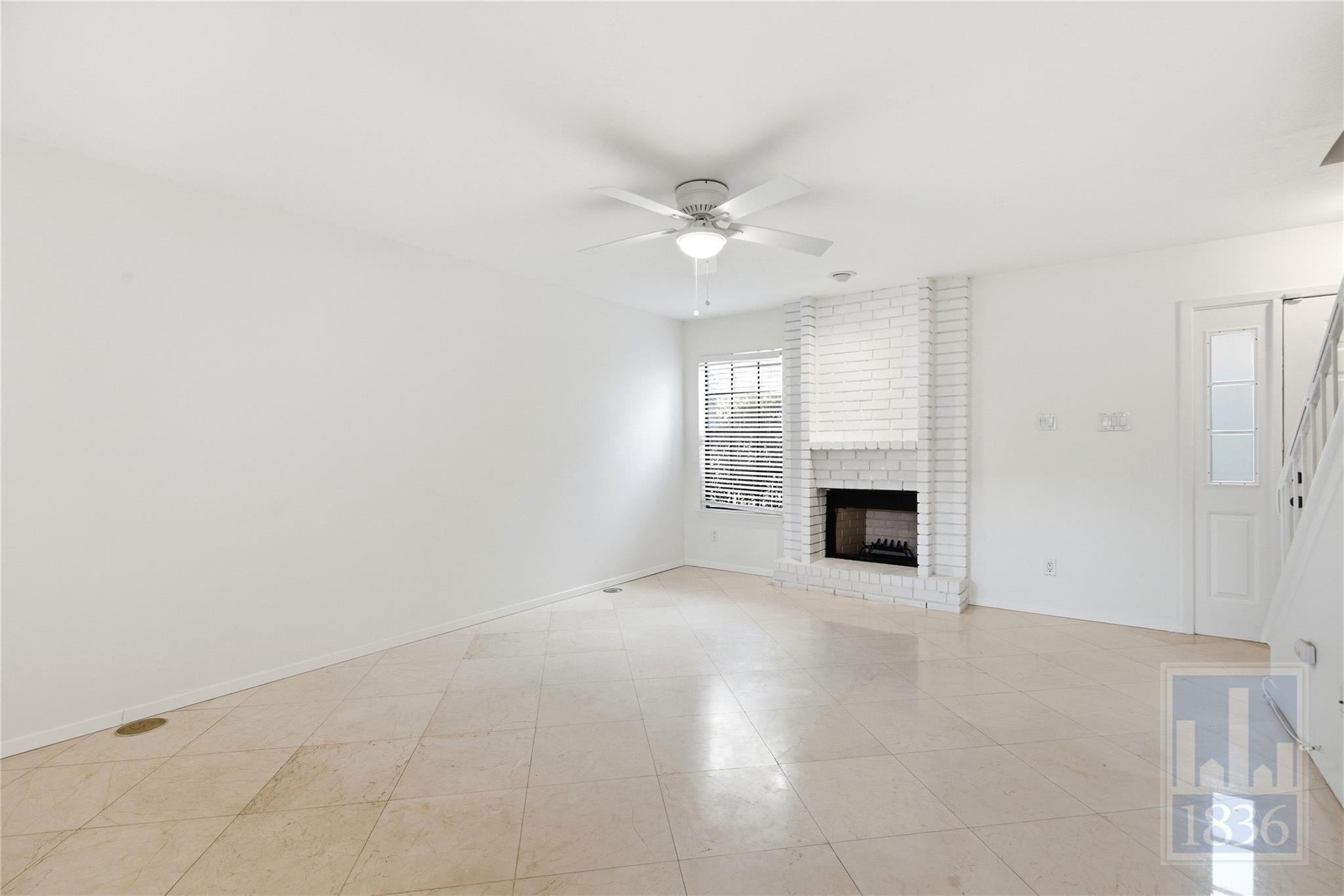 8400 Jamestown Dr #226 Property Photo 5