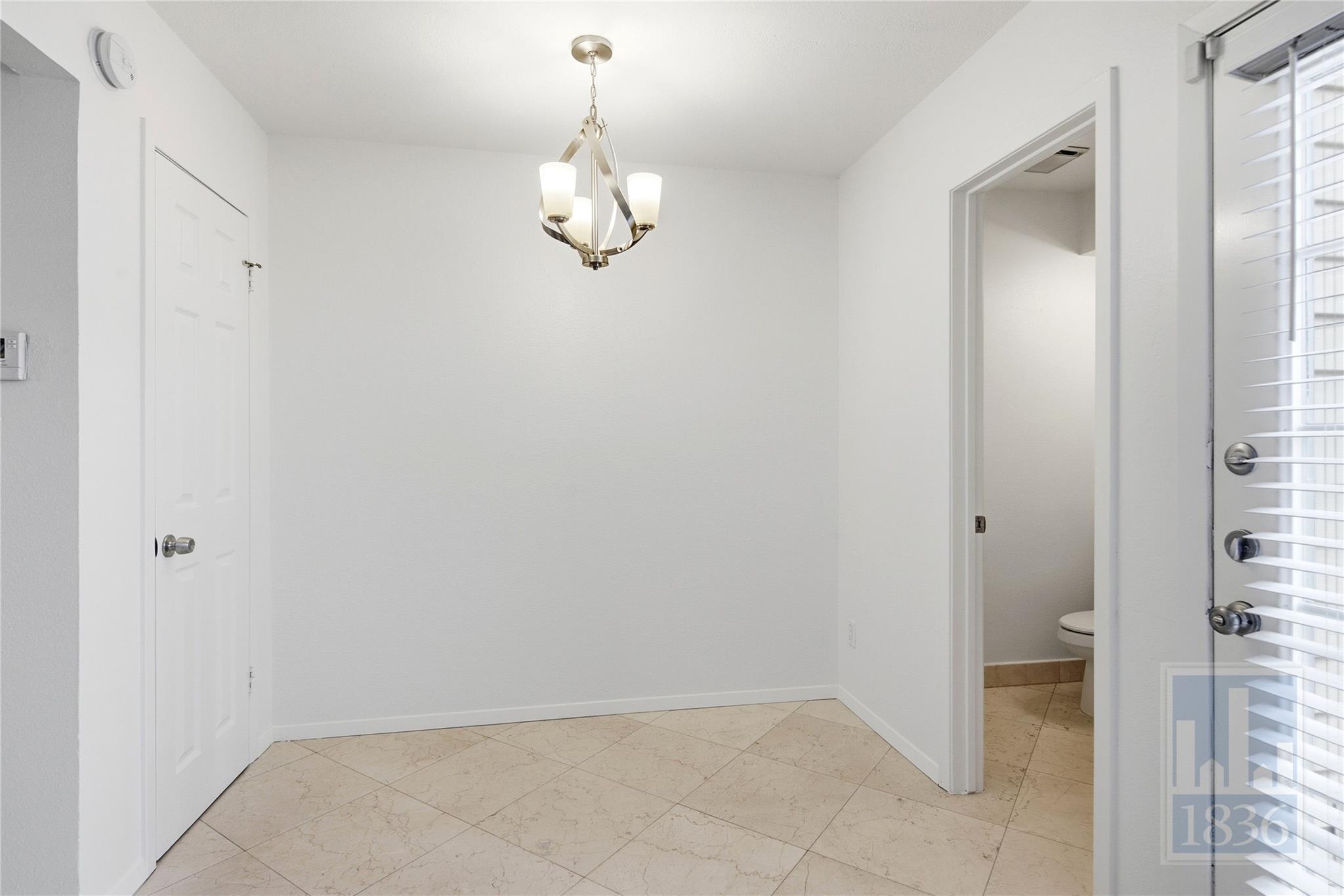 8400 Jamestown Dr #226 Property Photo 10