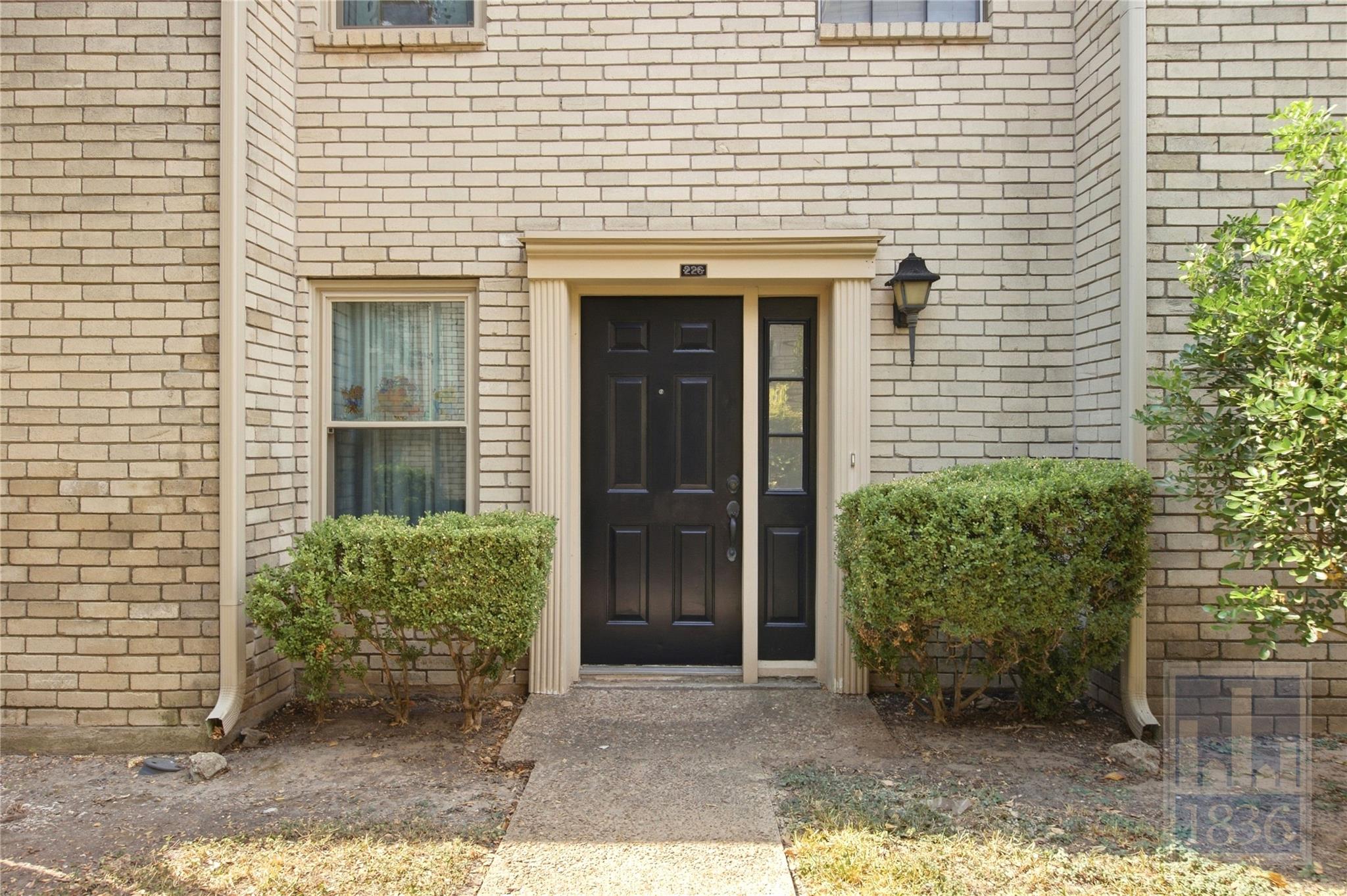 8400 Jamestown Dr #226 Property Photo 27