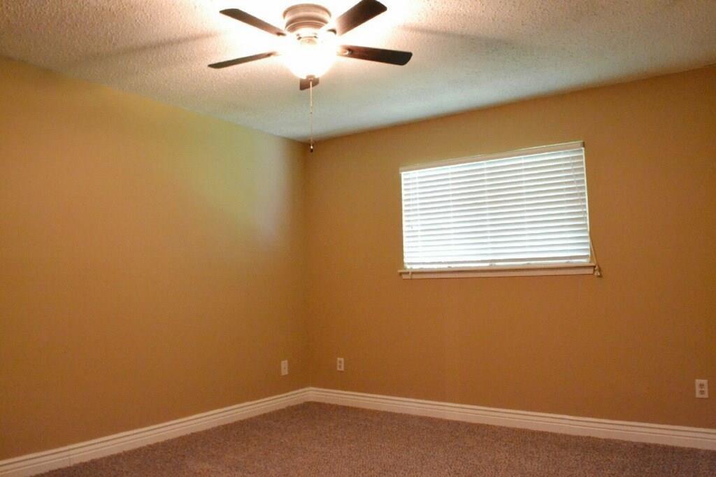 1801 Mearns Meadow Blvd #a Property Photo 18