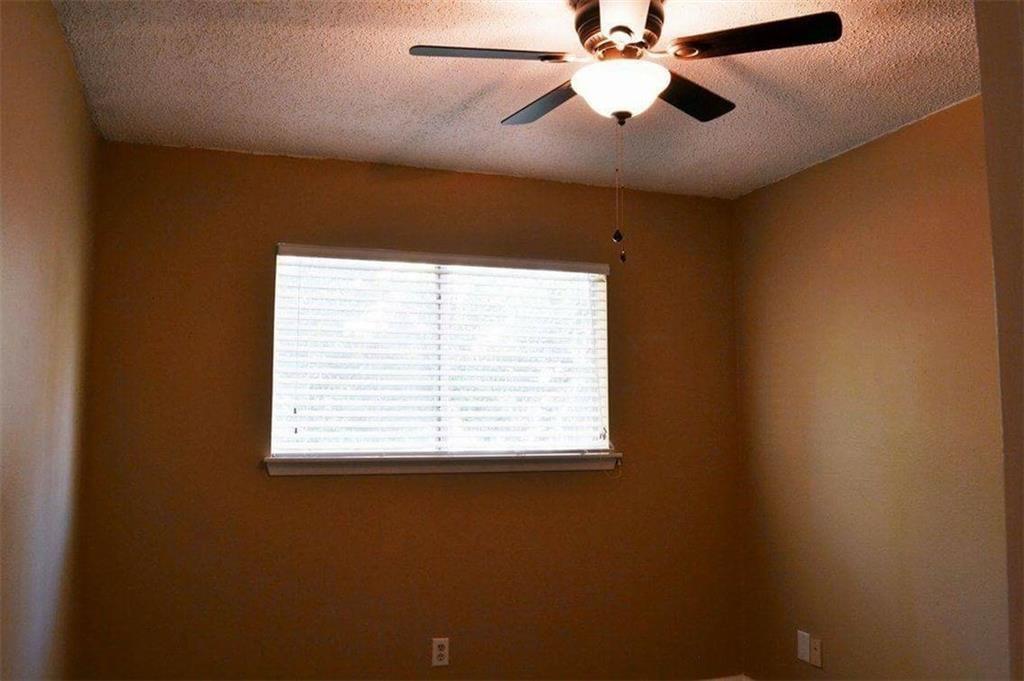 1801 Mearns Meadow Blvd #a Property Photo 20
