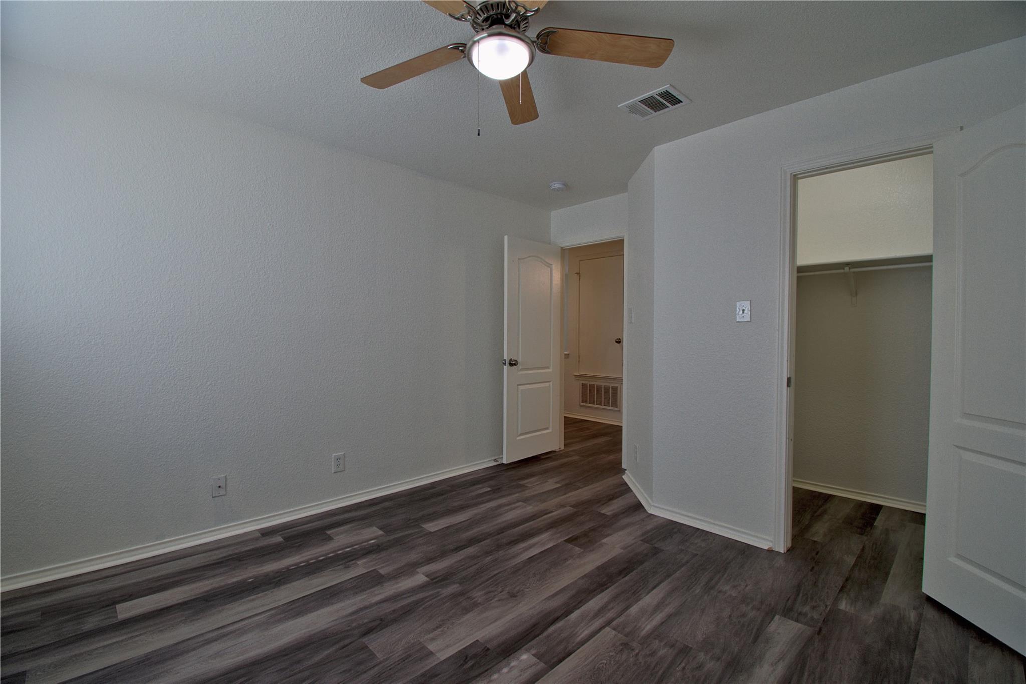 711 Abundance Ln Property Photo 20