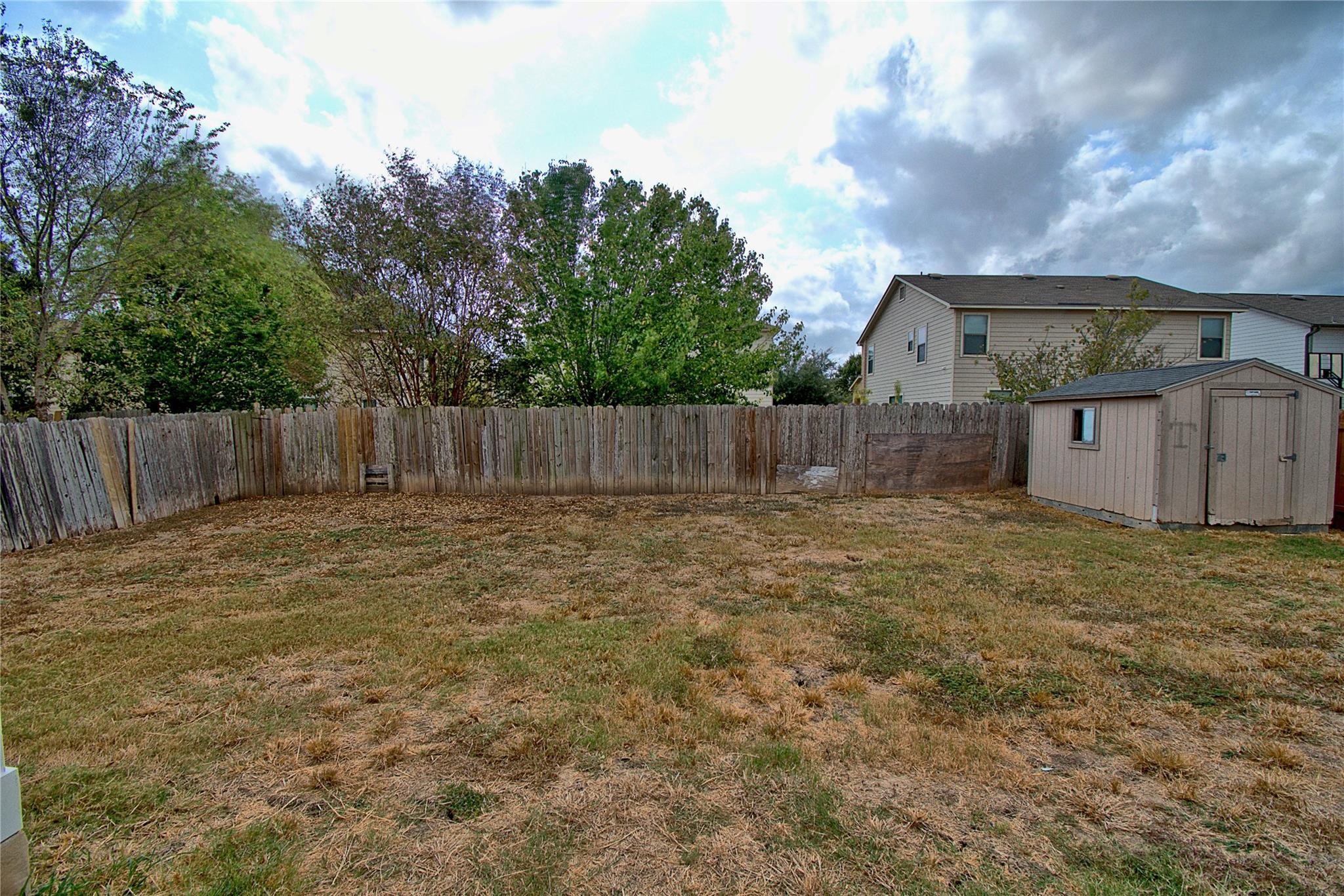 711 Abundance Ln Property Photo 25