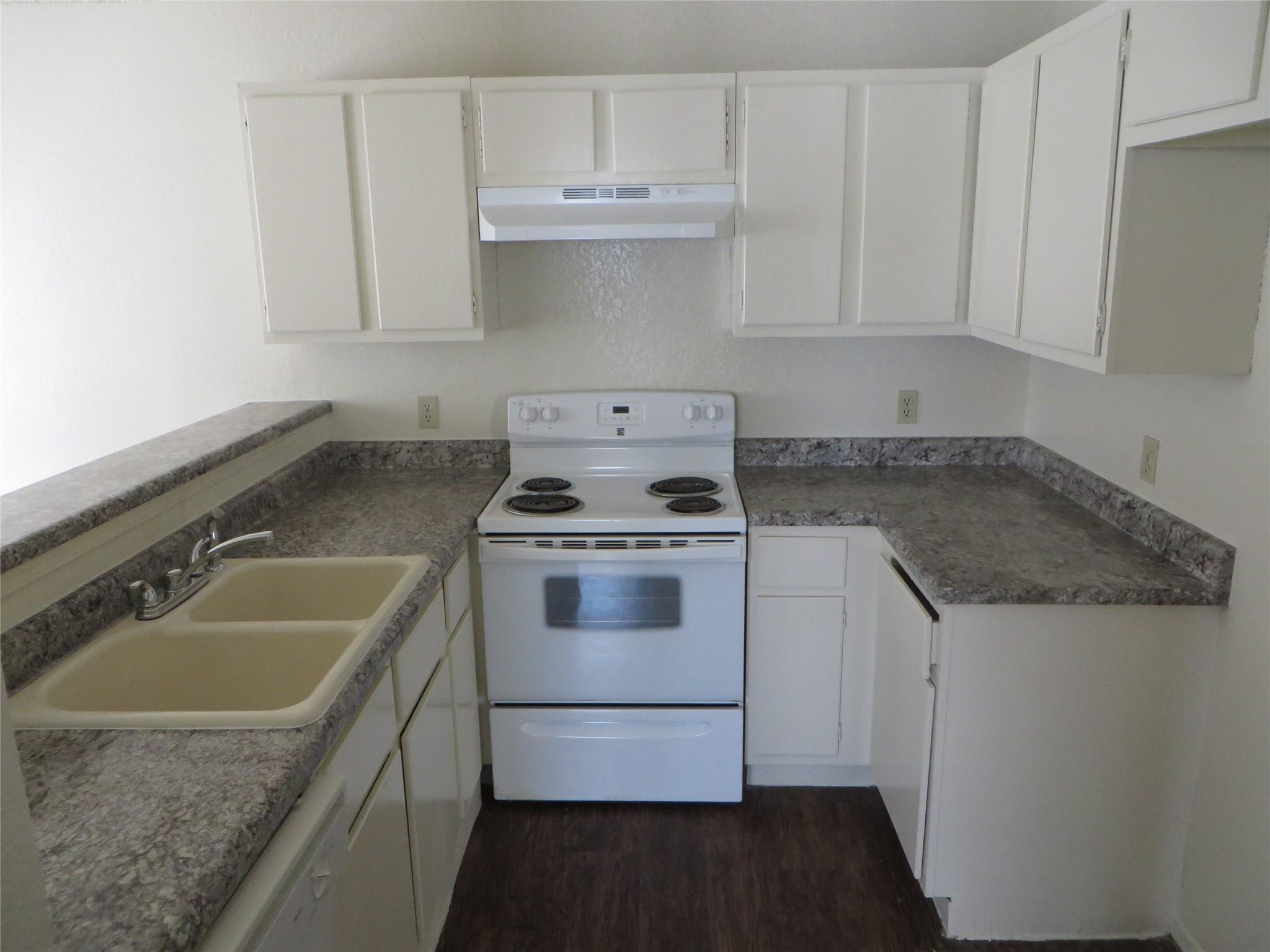 2217 Katy Ln #c Property Photo 18
