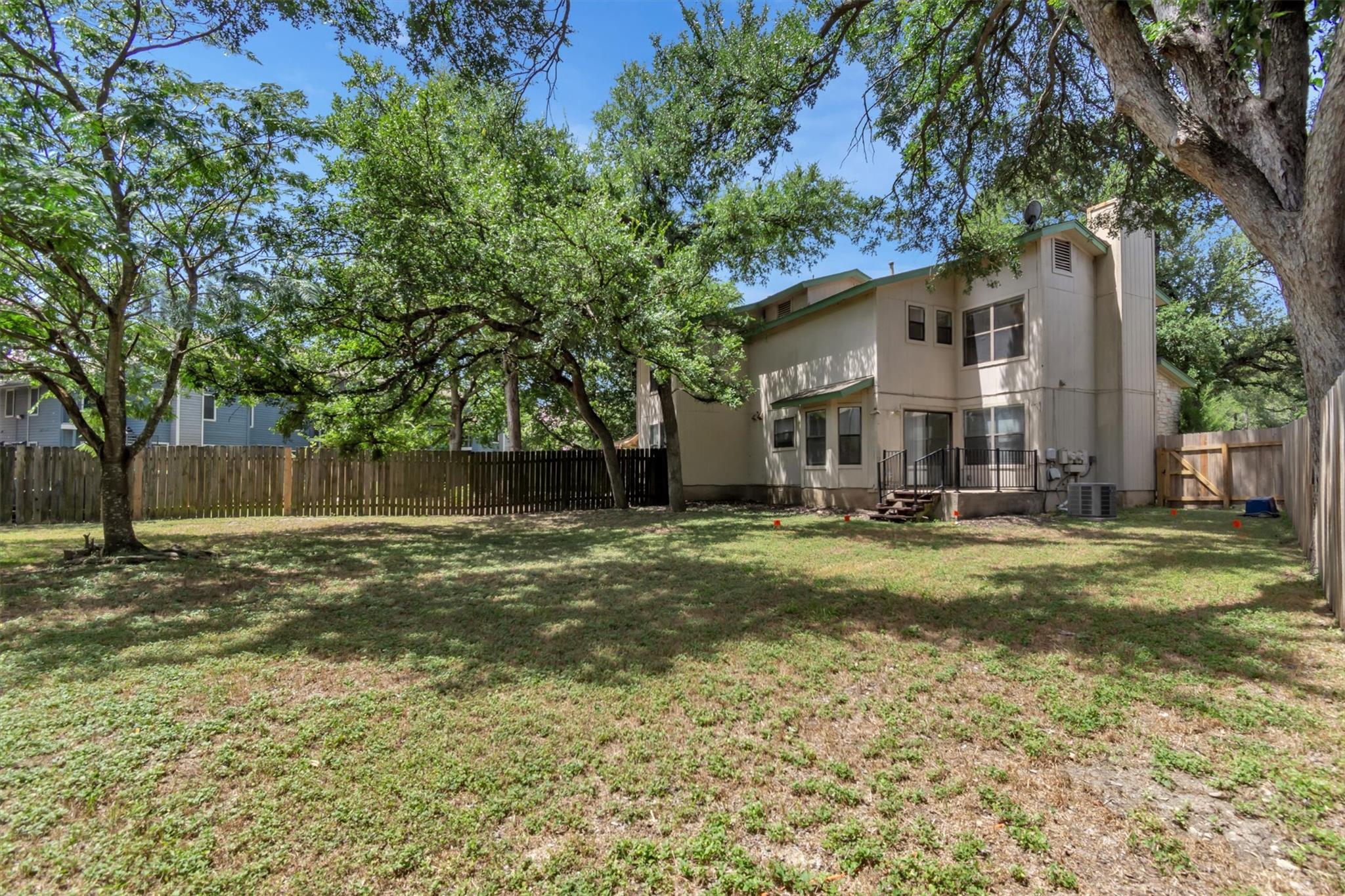7802 Topawa Cv #b Property Photo 2