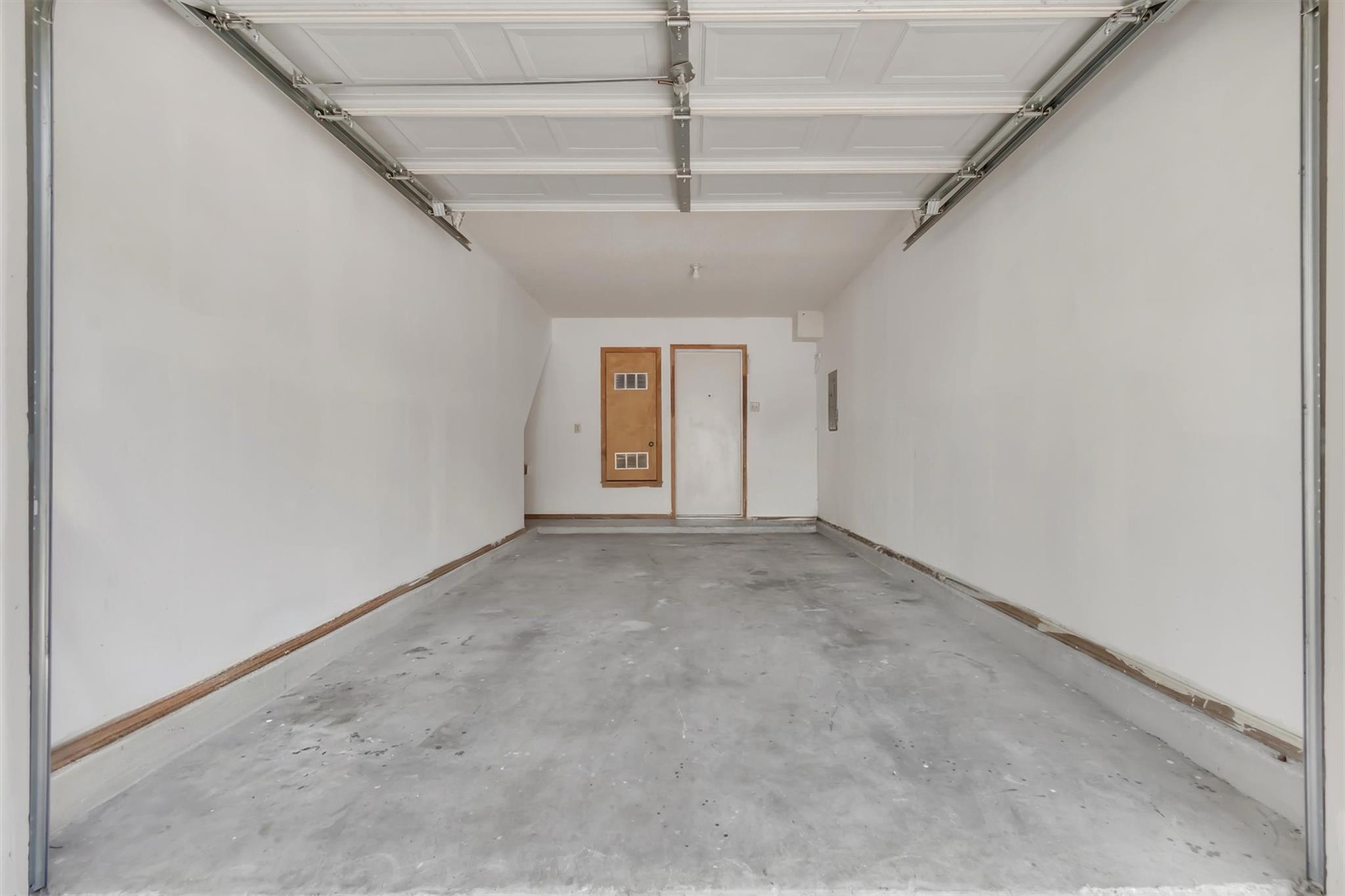 7802 Topawa Cv #b Property Photo 21