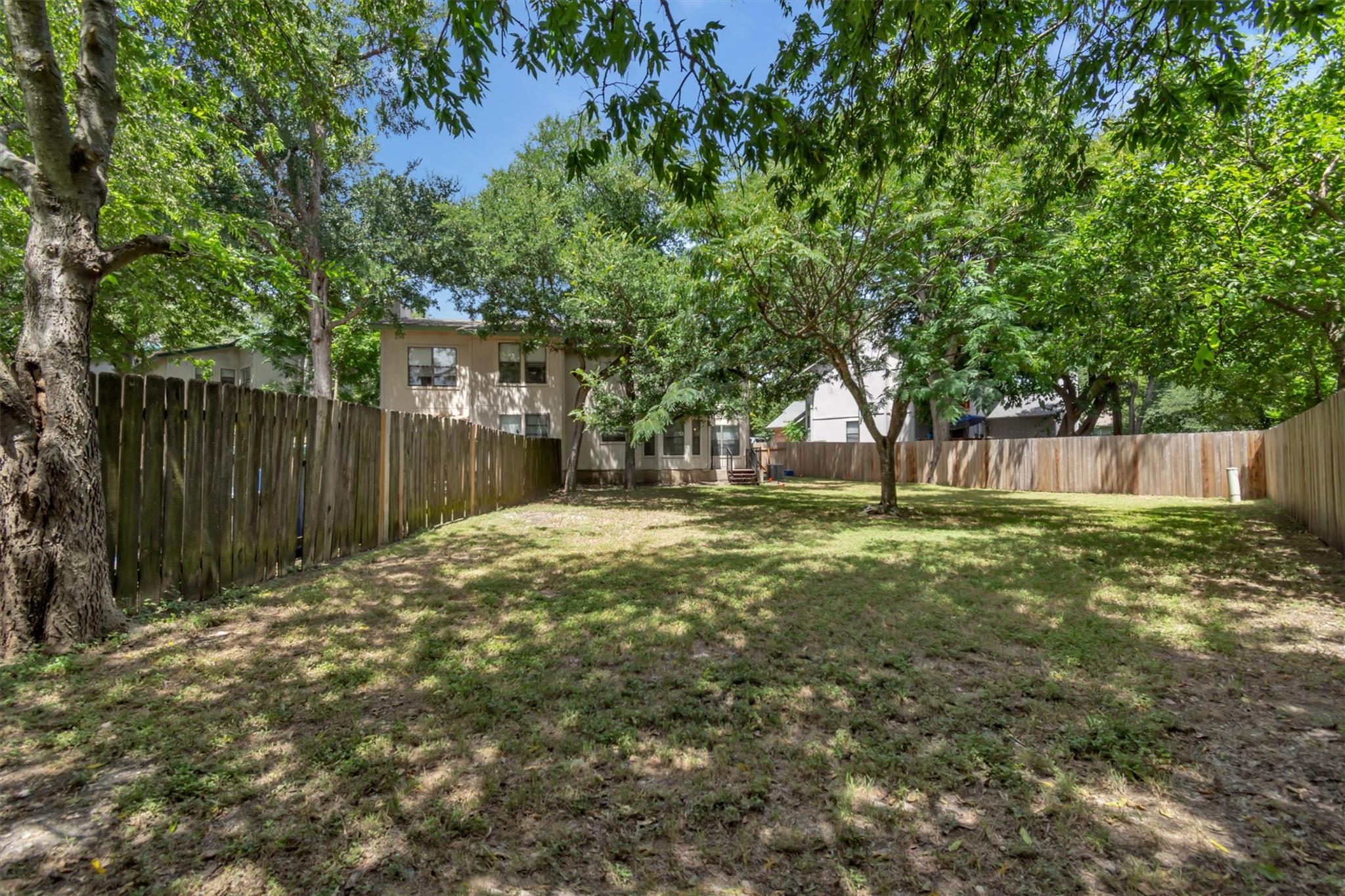 7802 Topawa Cv #b Property Photo 24