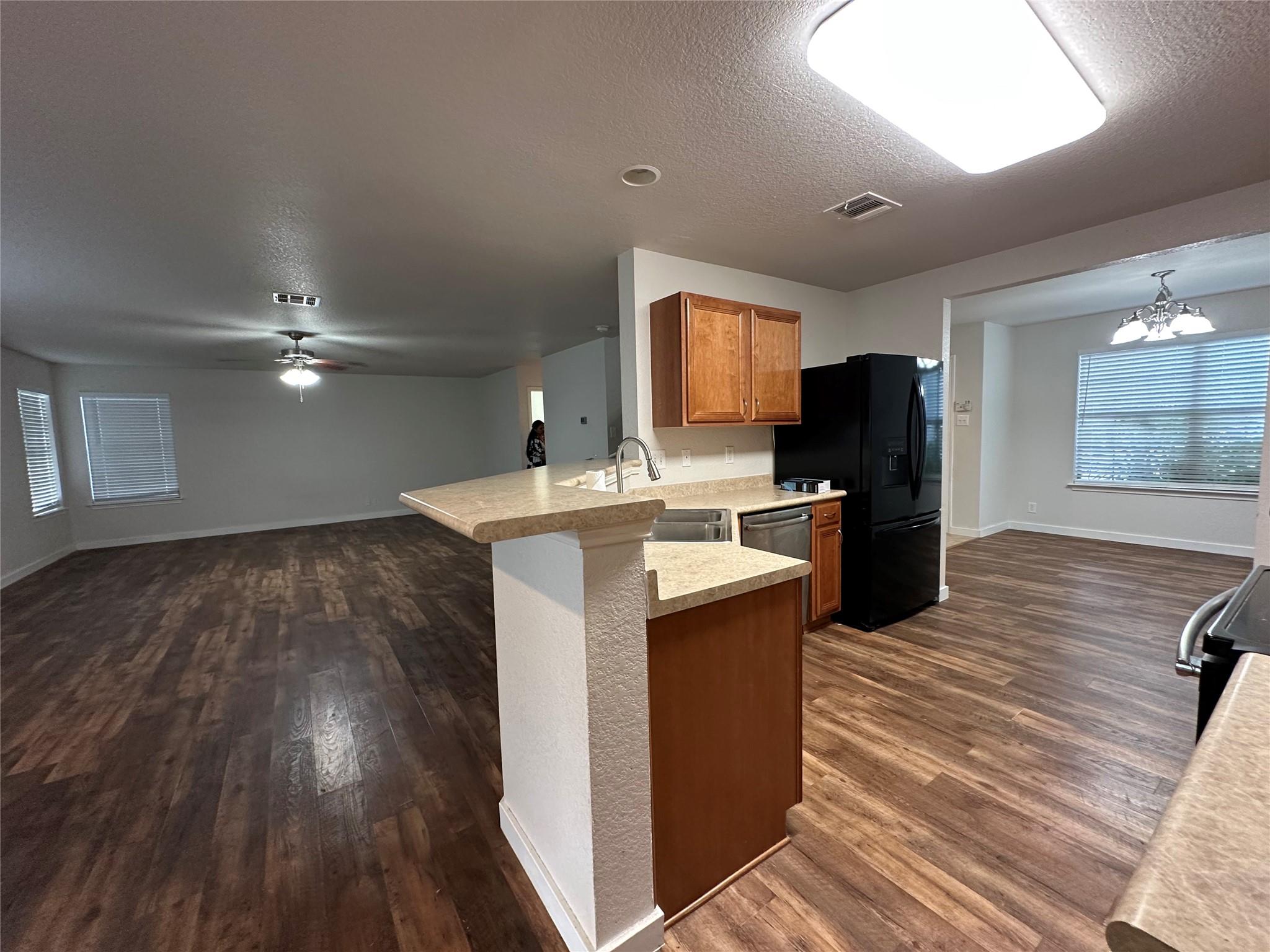 113 Lexword Ln Property Photo 8