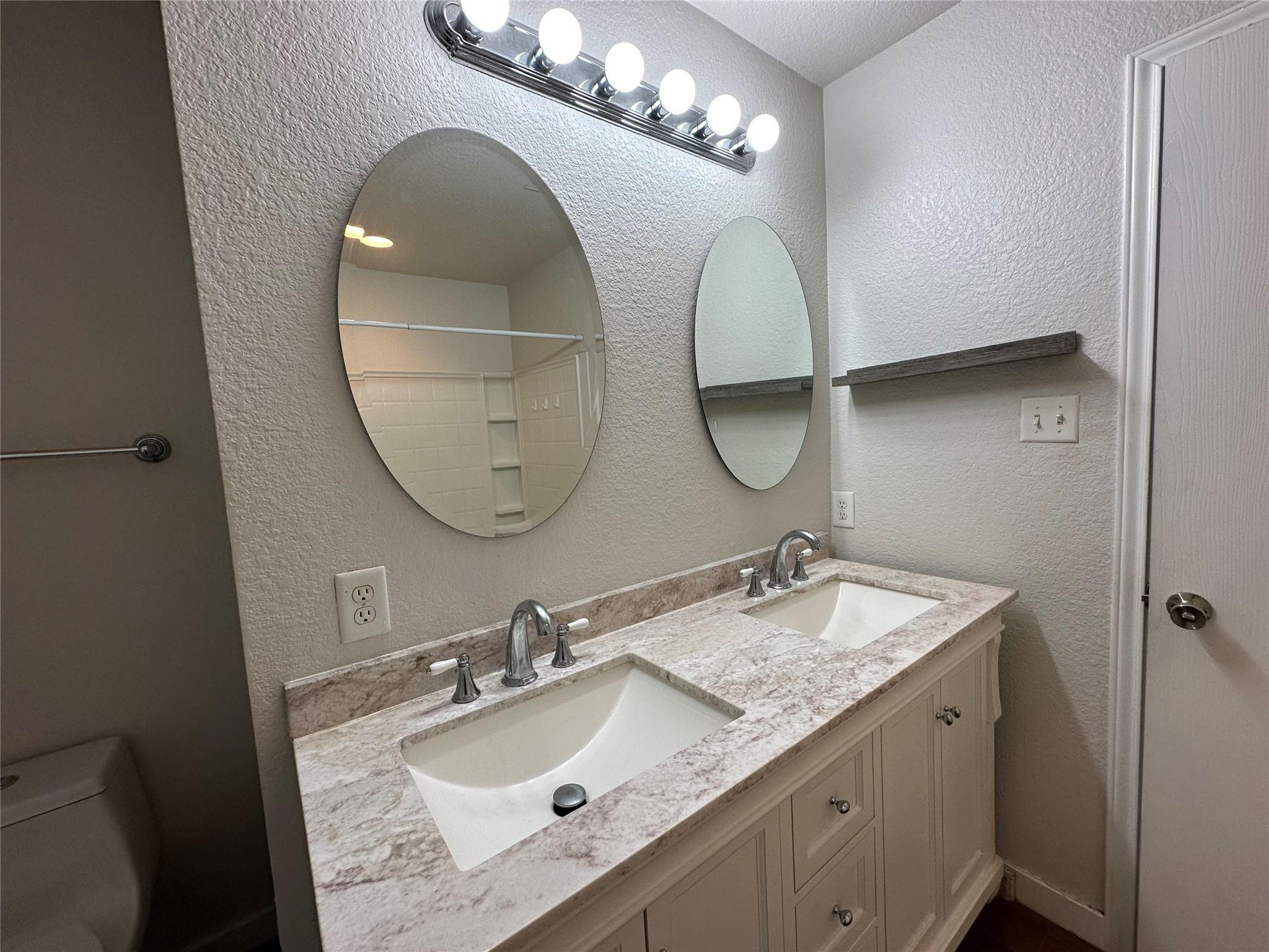 113 Lexword Ln Property Photo 34