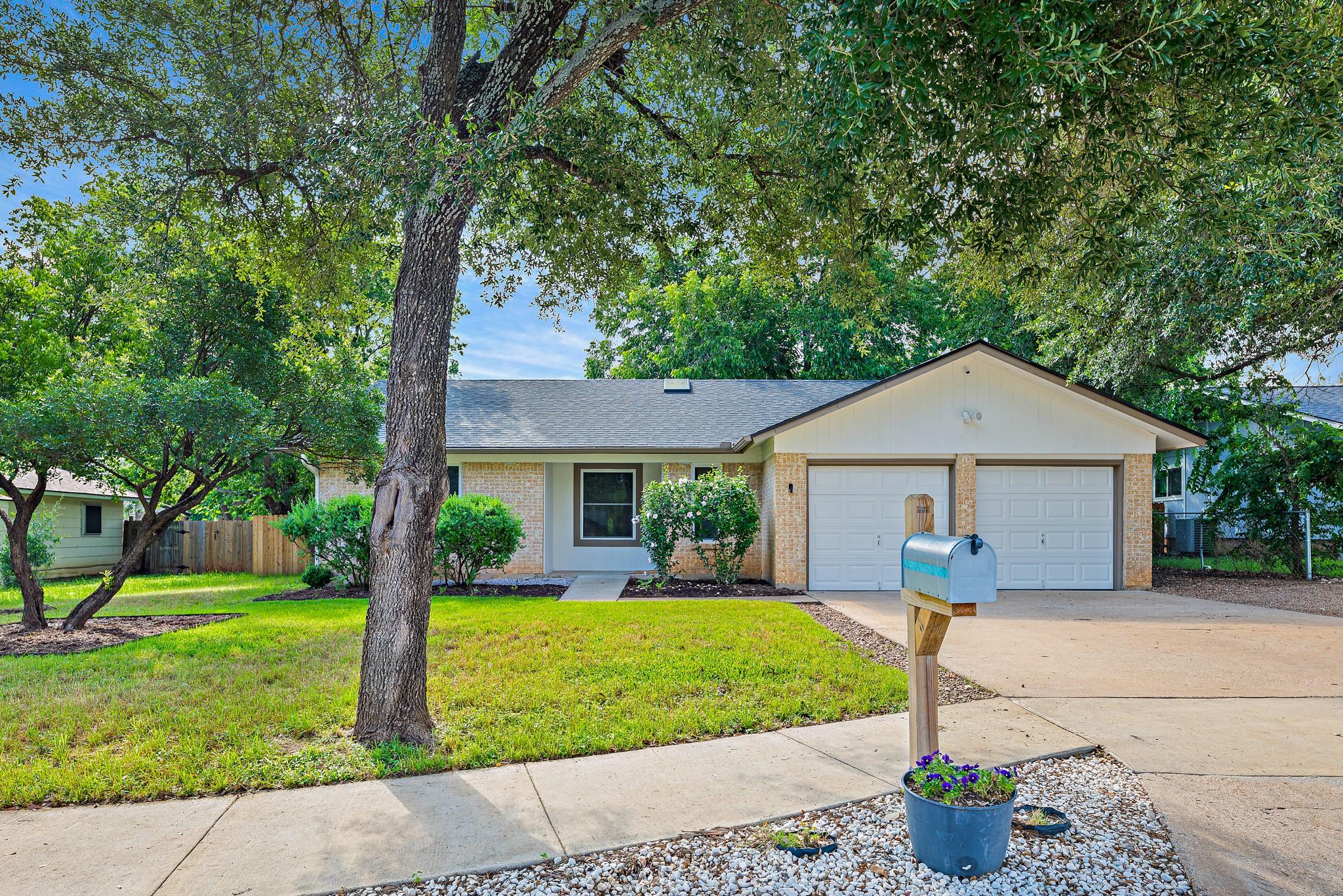 701 Buffalo Pass Property Photo 1