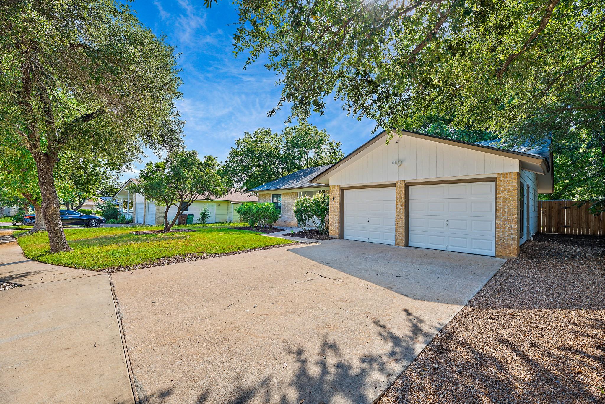 701 Buffalo Pass Property Photo 4