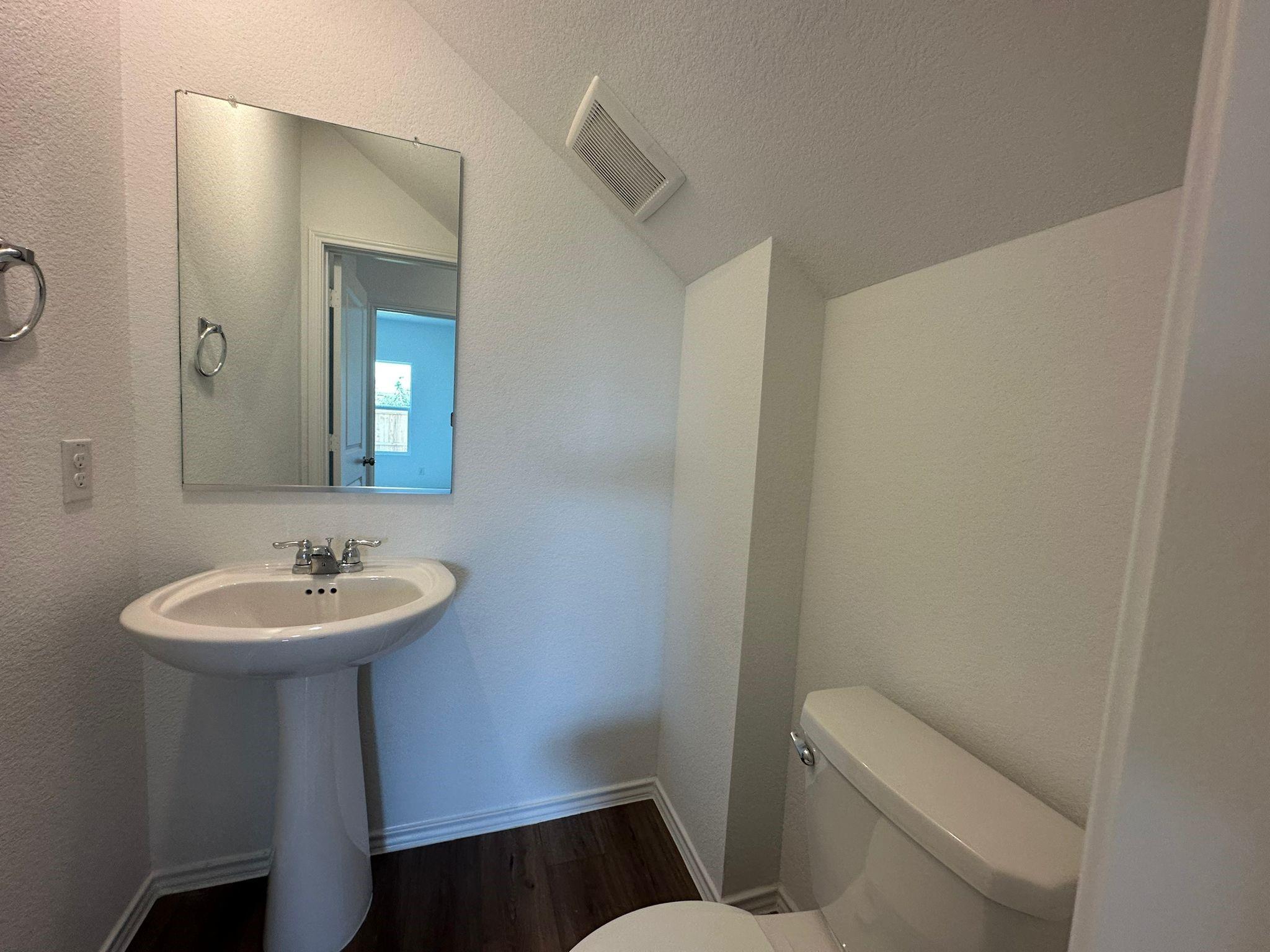 435 Alamito Ave Property Photo 21