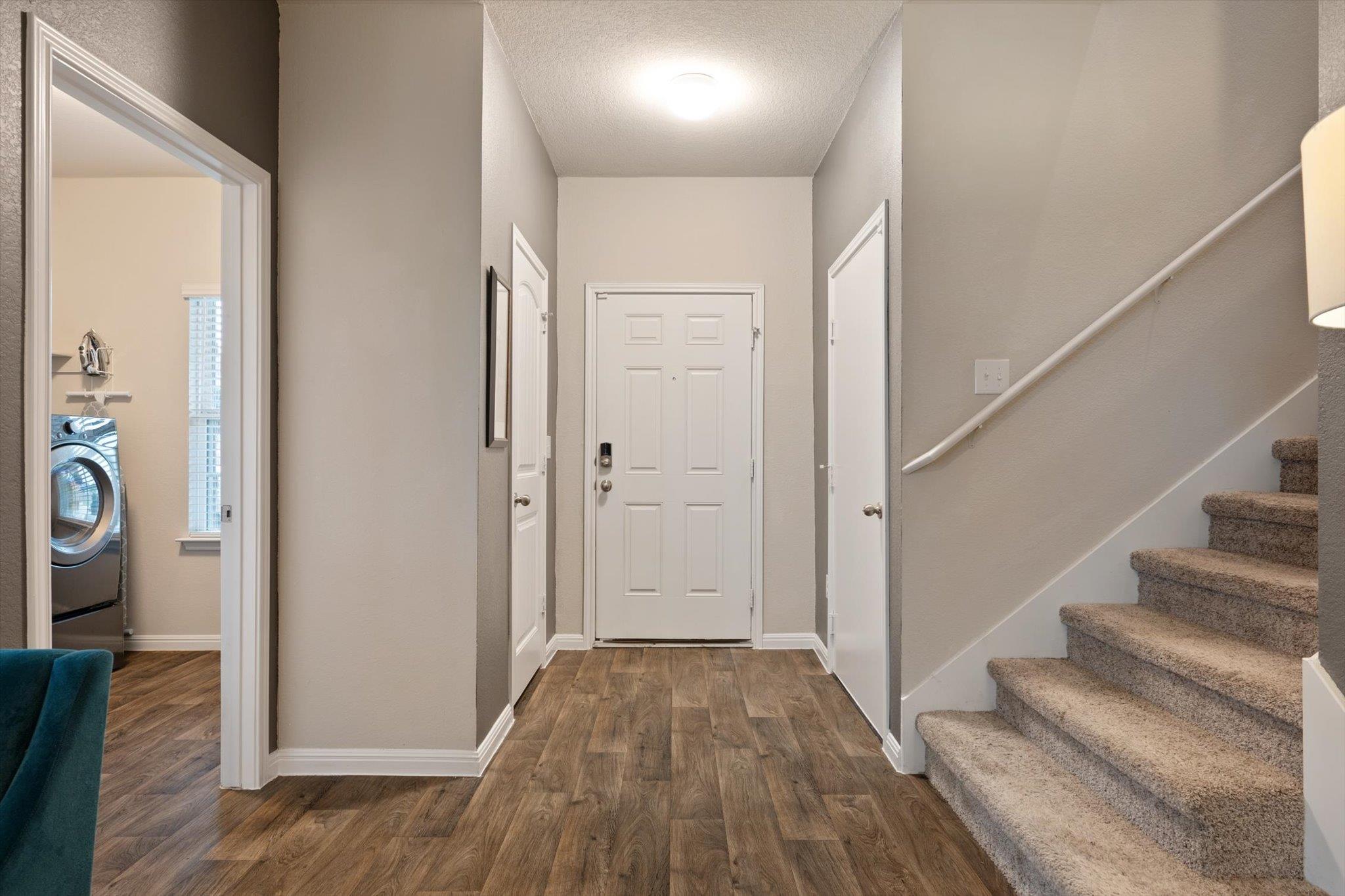 317 Old Glory Trl Property Photo 5
