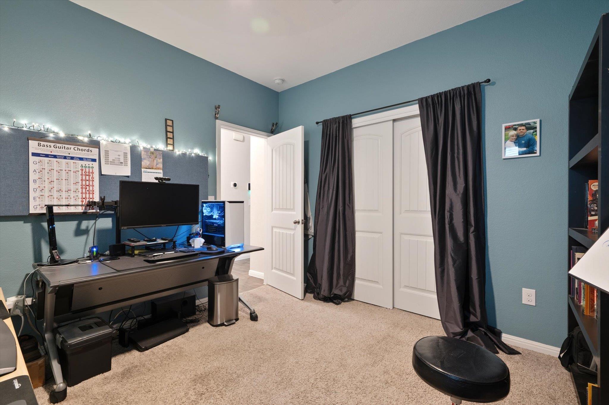 317 Old Glory Trl Property Photo 16