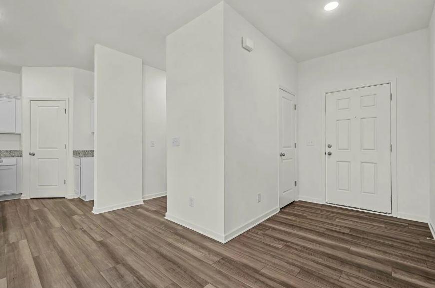1420 Morris Loop Property Photo 7