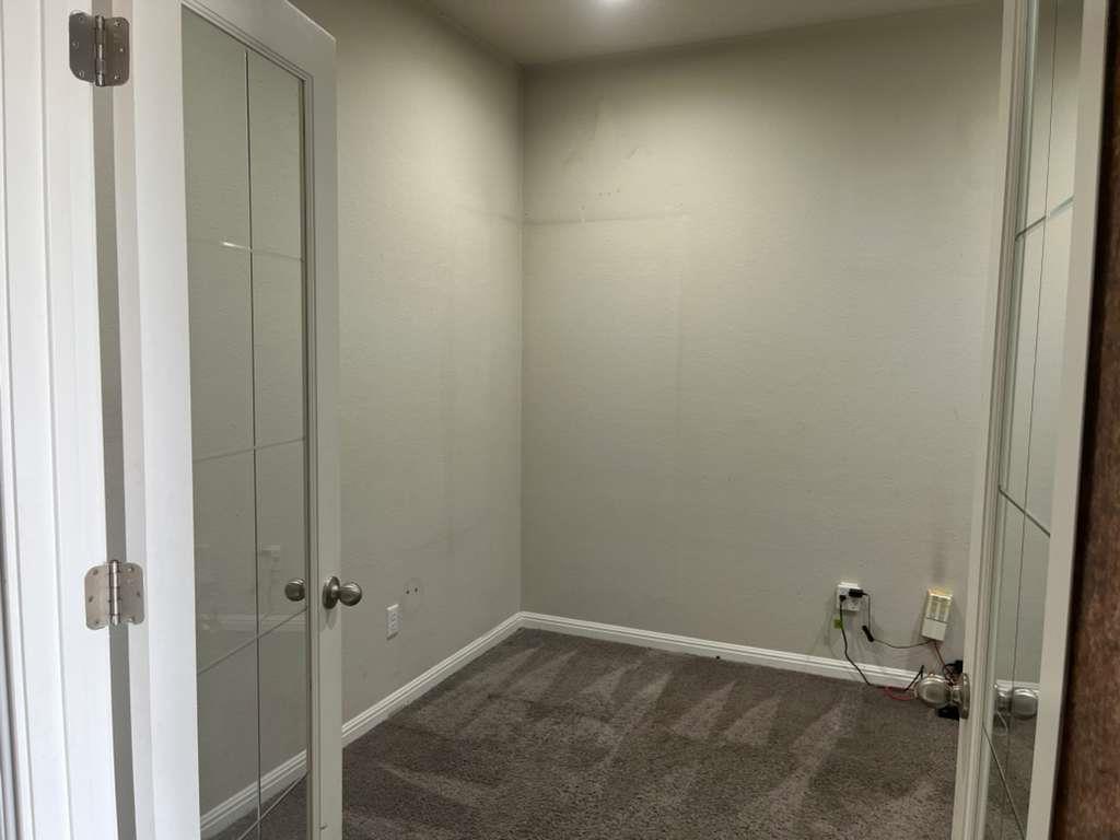 1052 Myrna Bnd Property Photo 4