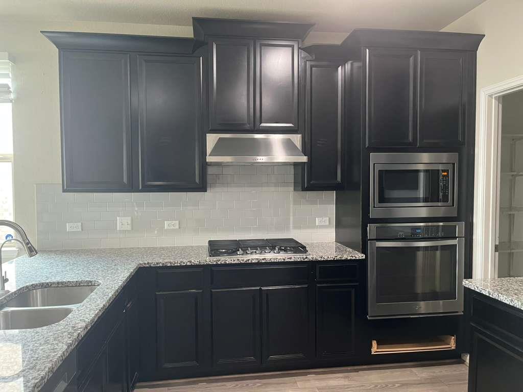 1052 Myrna Bnd Property Photo 6