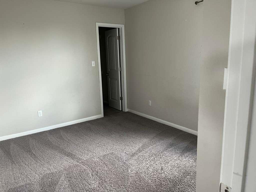 1052 Myrna Bnd Property Photo 25