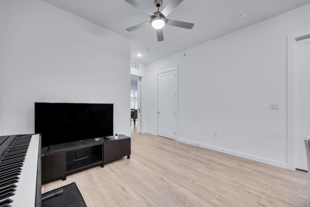 4801 Springdale Rd #2107 Property Photo 11