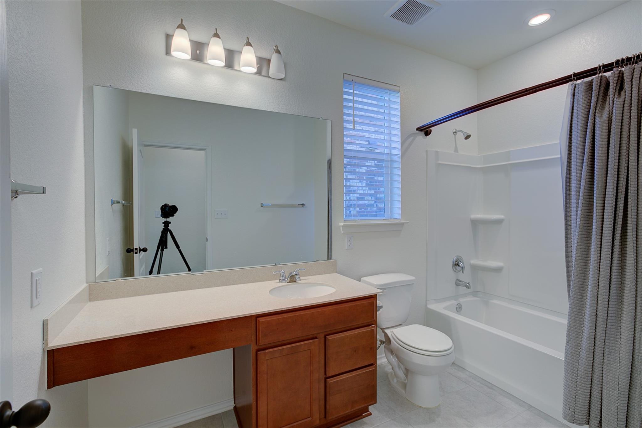 14116 Flawless Flora Dr Property Photo 8