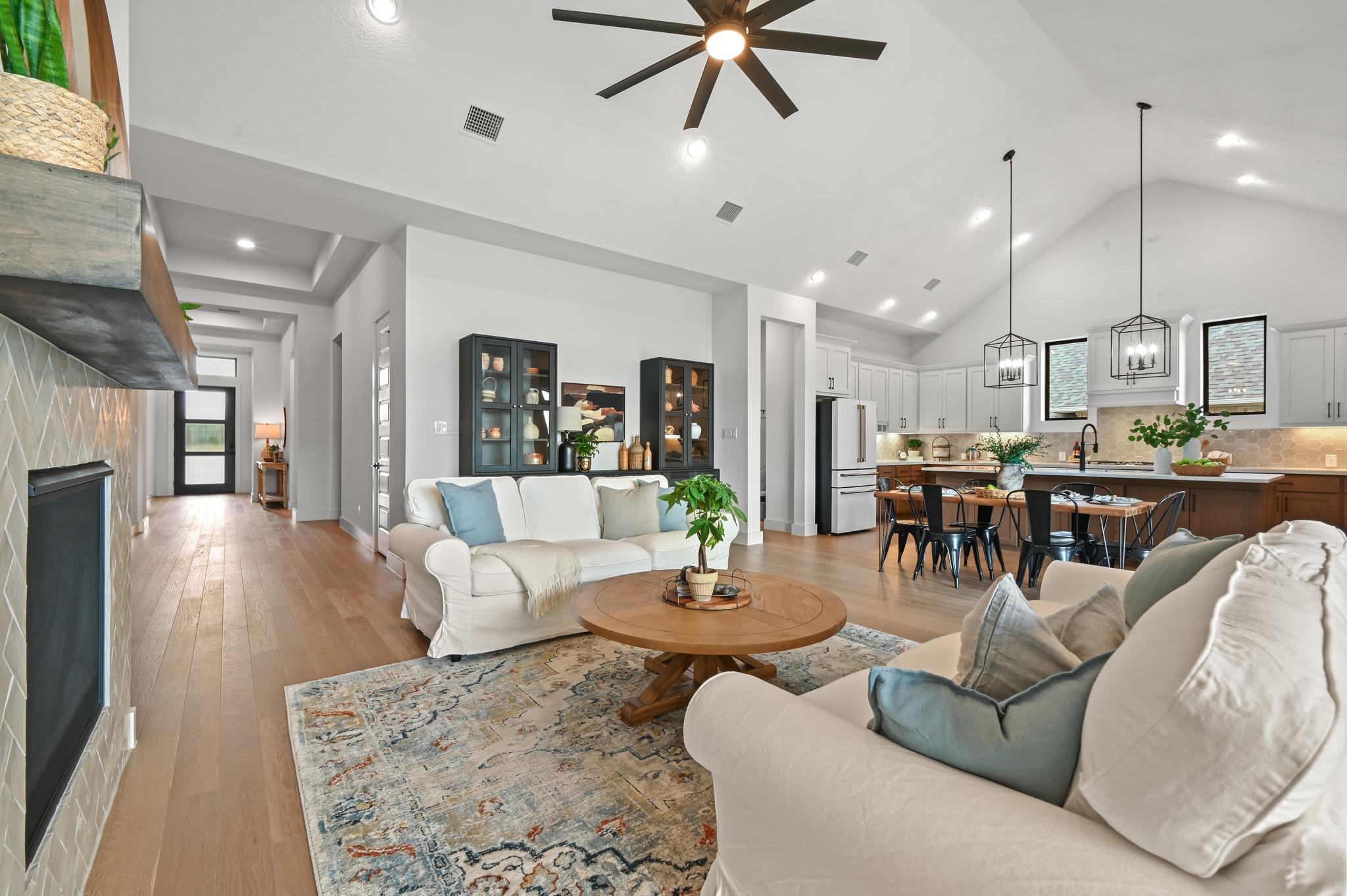 461 Leaning Rock Rdg Property Photo 8