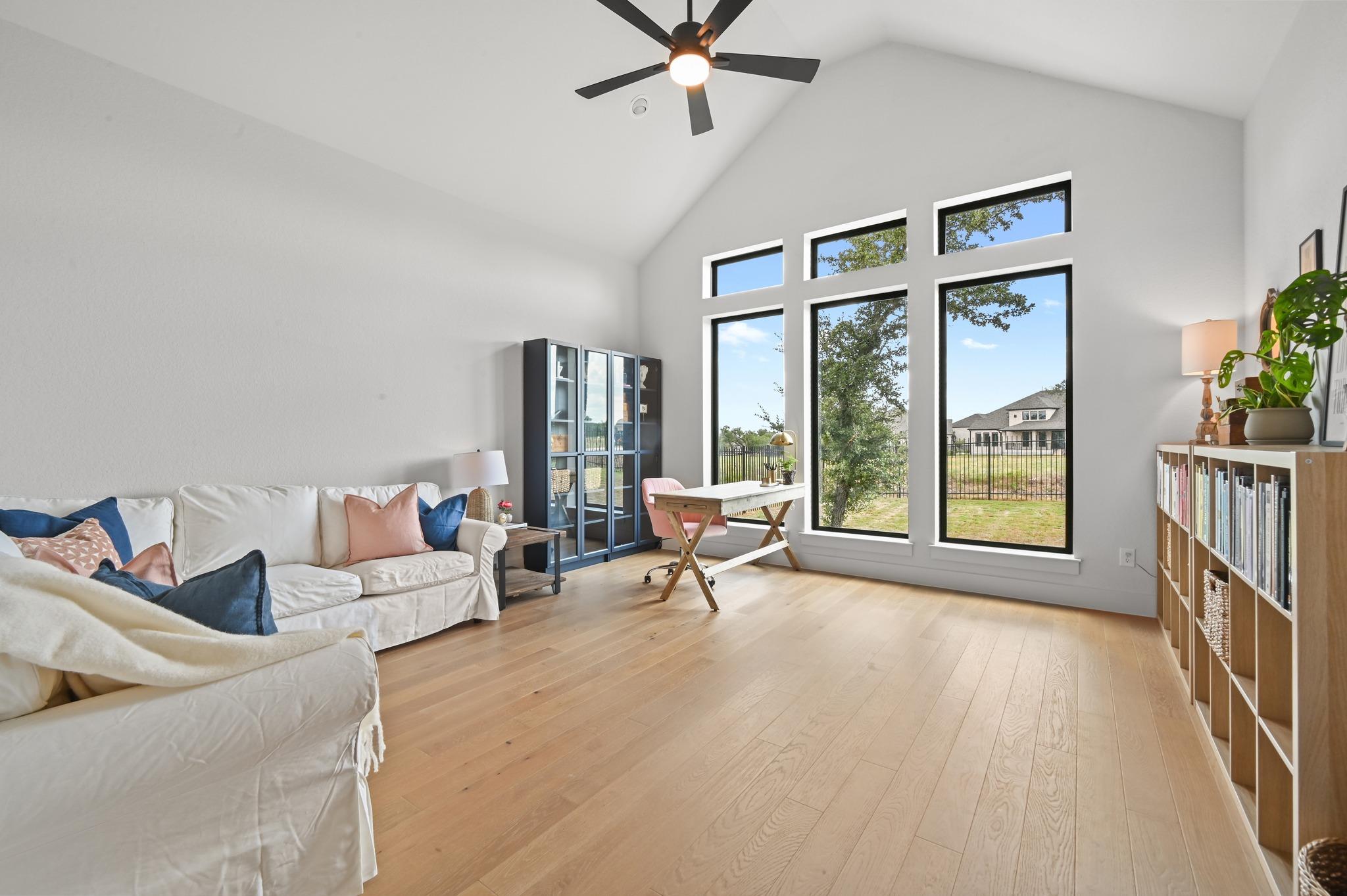 461 Leaning Rock Rdg Property Photo 14