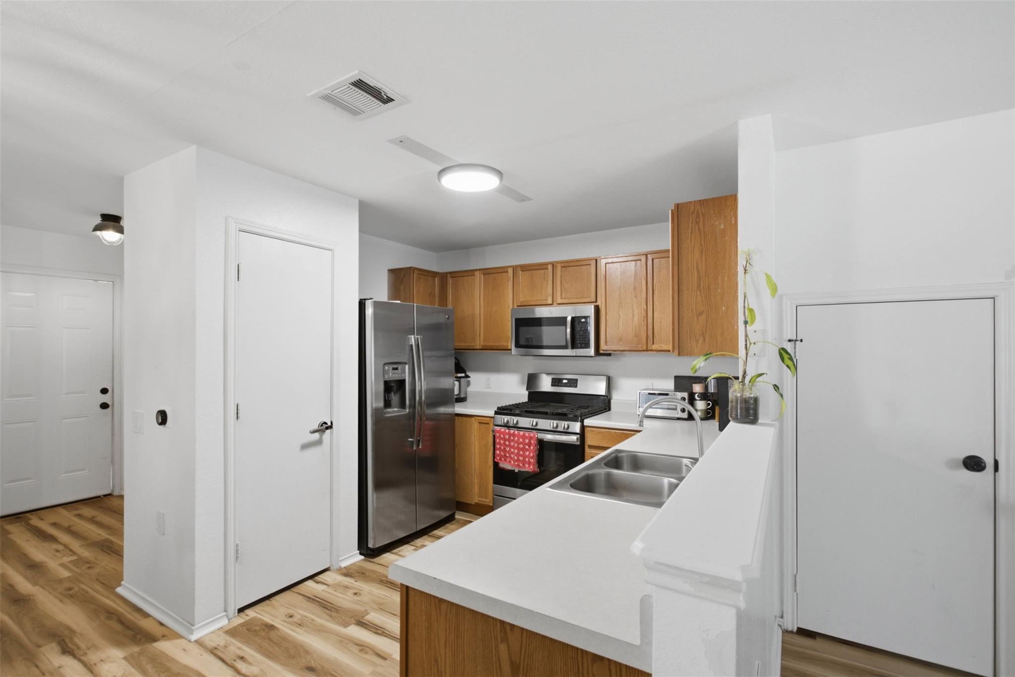13132 Briarcreek Loop Property Photo 10