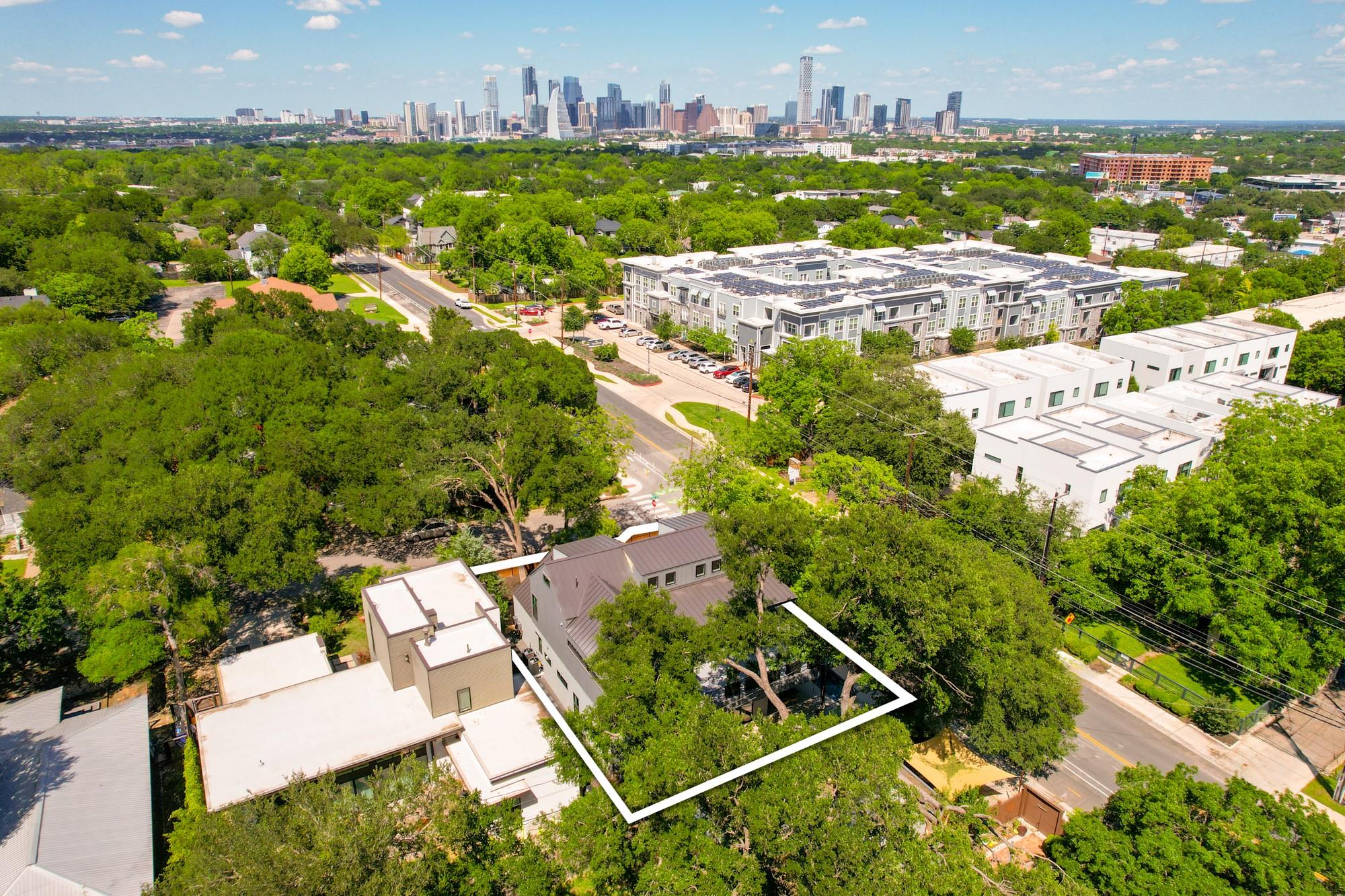 2300 Bluebonnet Ln Property Photo 40