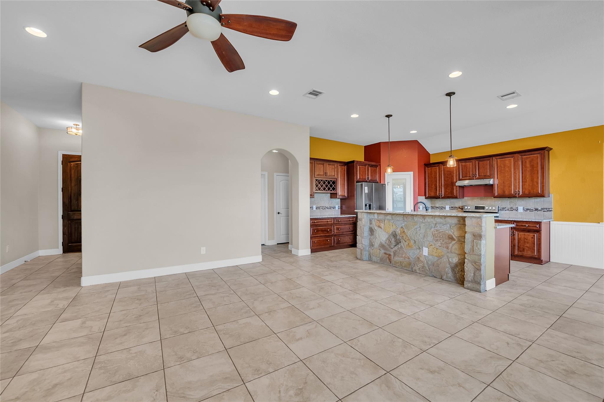 117 Kukui Ct Property Photo 6