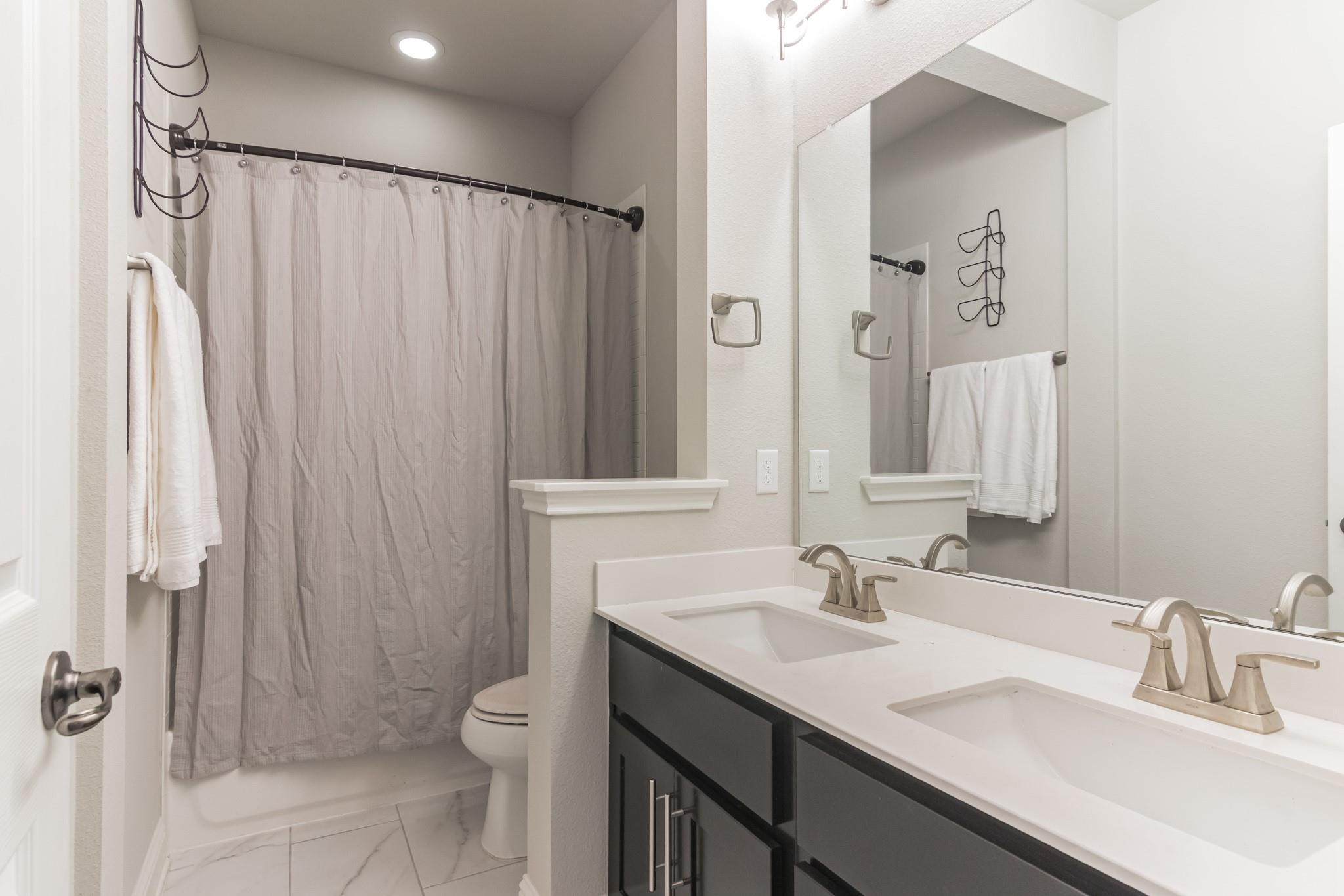7100 Trissino Dr Property Photo 12