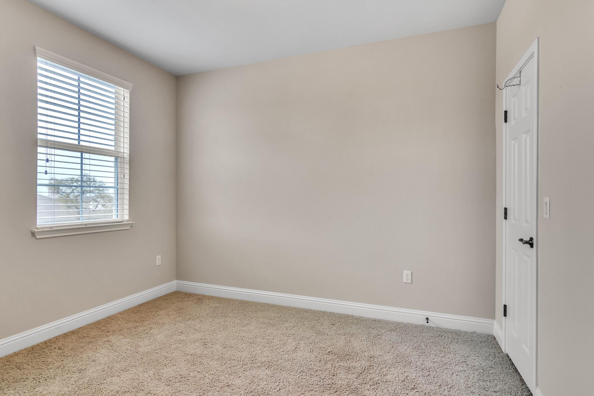 7100 Trissino Dr Property Photo 19