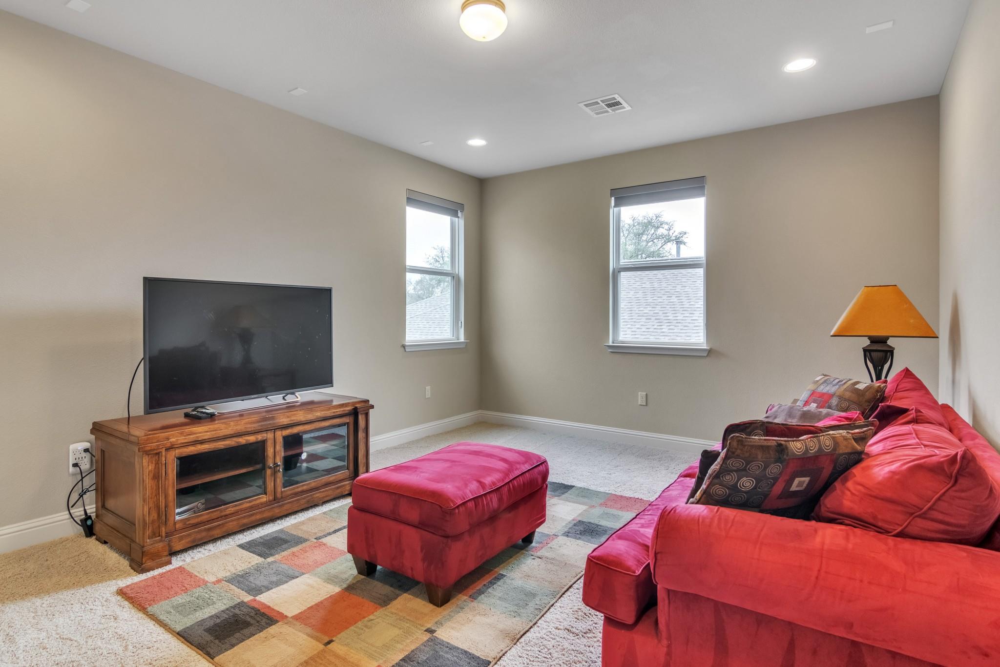 7100 Trissino Dr Property Photo 21