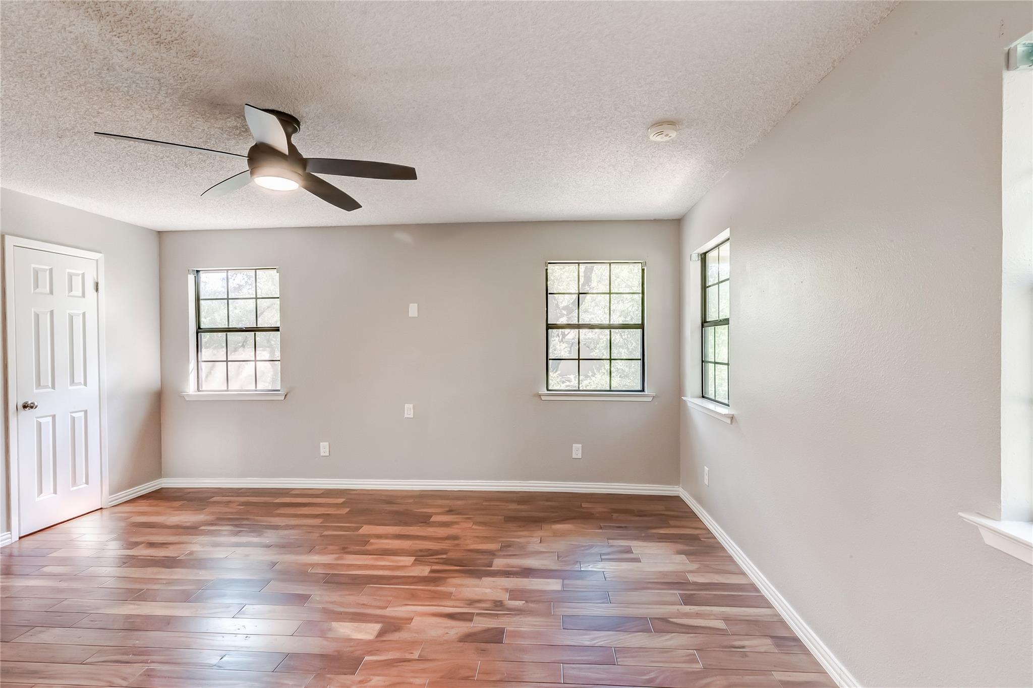 10905 Wintergreen Hl Property Photo 21