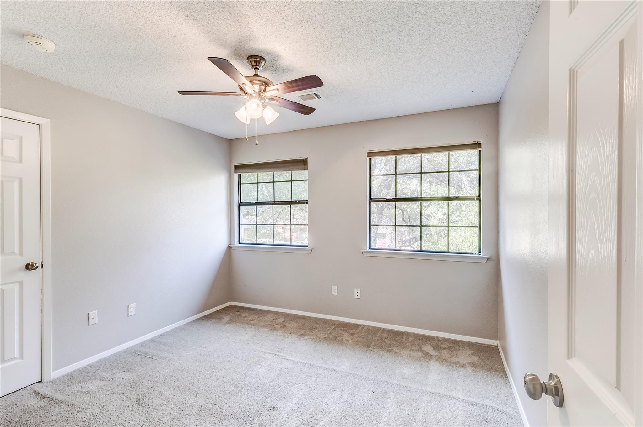 10905 Wintergreen Hl Property Photo 26